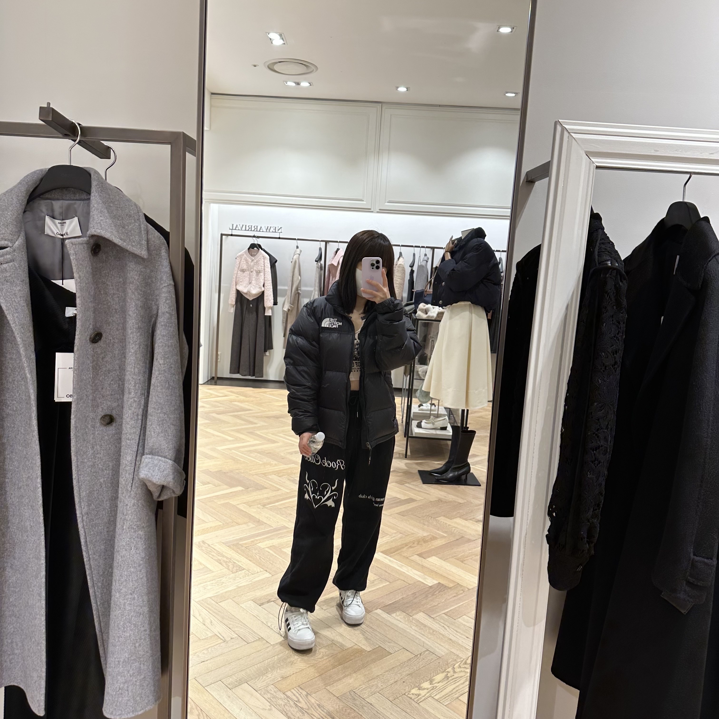 The North Face 1996 Eco Nuptse Jacket Black, Apple iPhone 14 Pro 256GB Silver (Korean Ver.) 착용 스타일