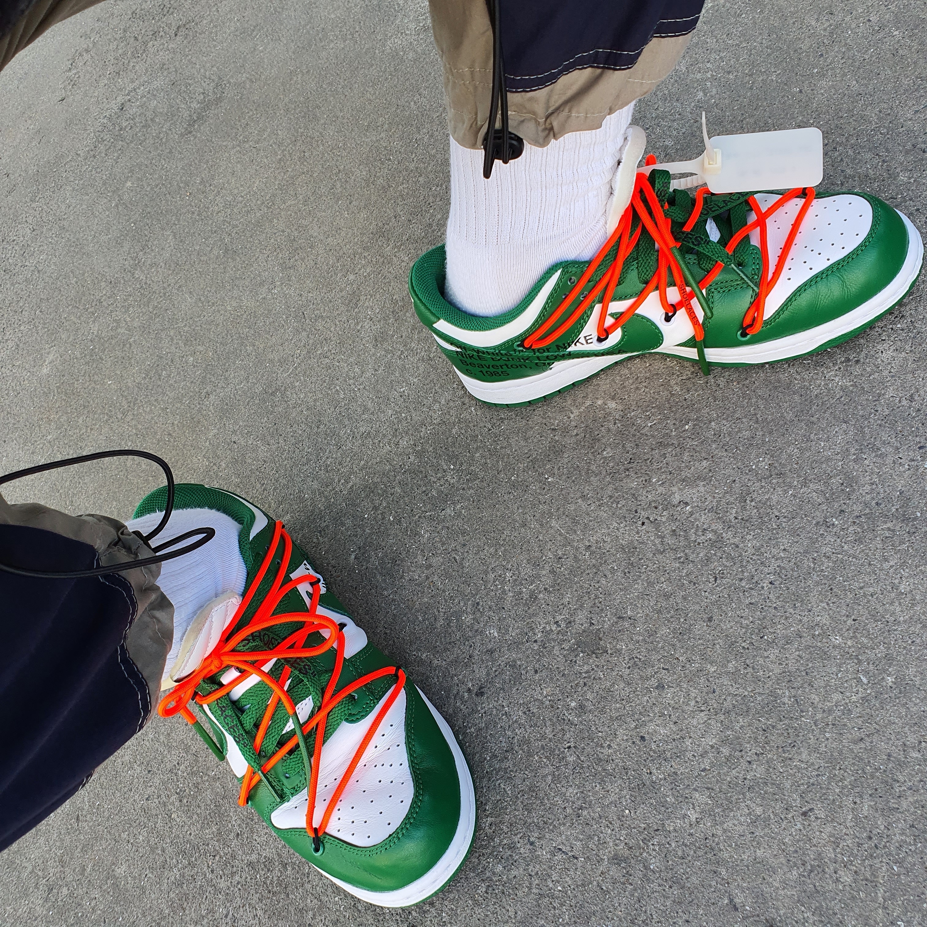 Nike x Off-White Dunk Low Pine Green 착용 스타일