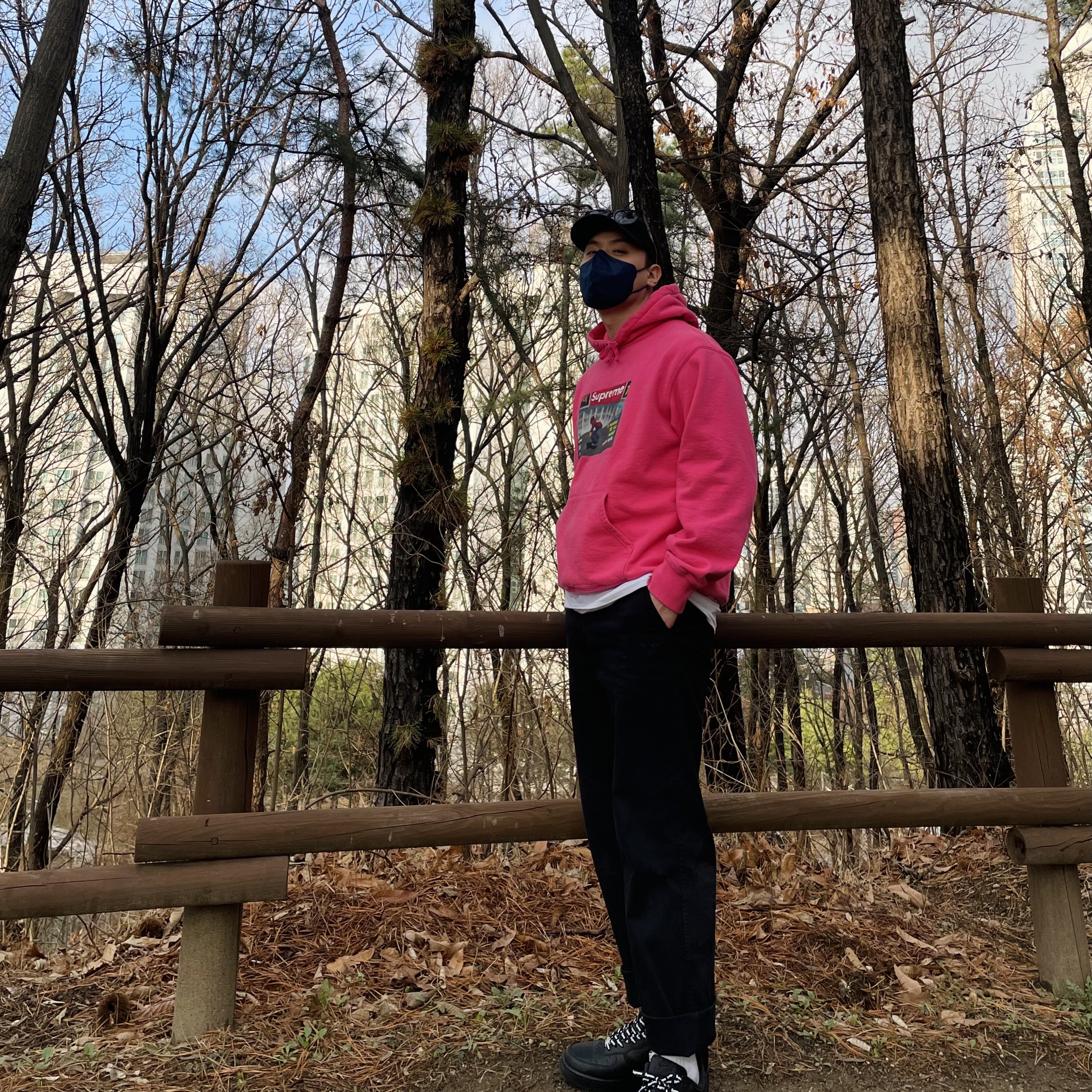 Supreme x Thrasher Hooded Sweatshirt Magenta - 21FW, Nike x Supreme Air Force 1 Low Black 착용 스타일