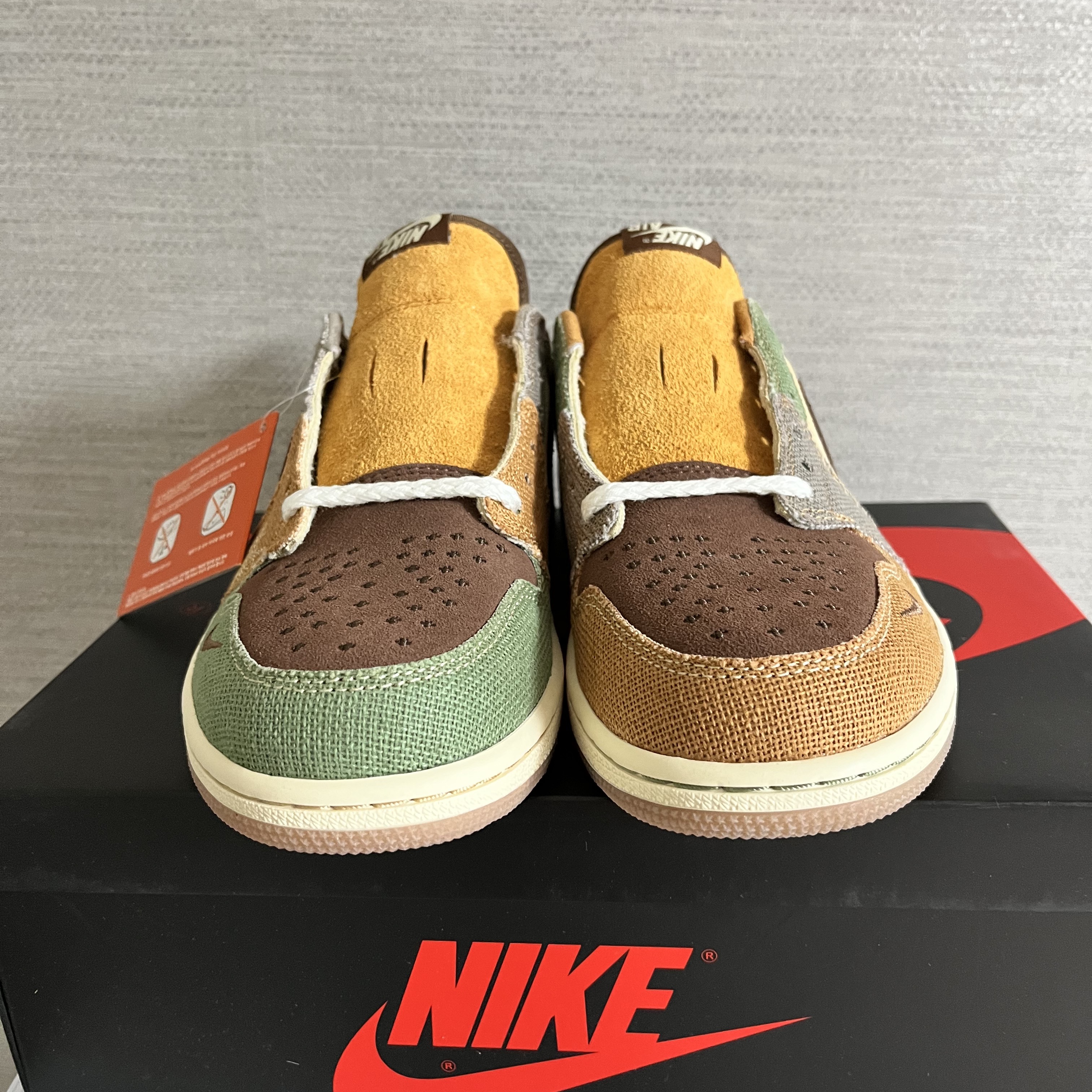 Jordan 1 x Zion Williamson Retro Low OG Flax and Oil Green 착용 스타일 - 5