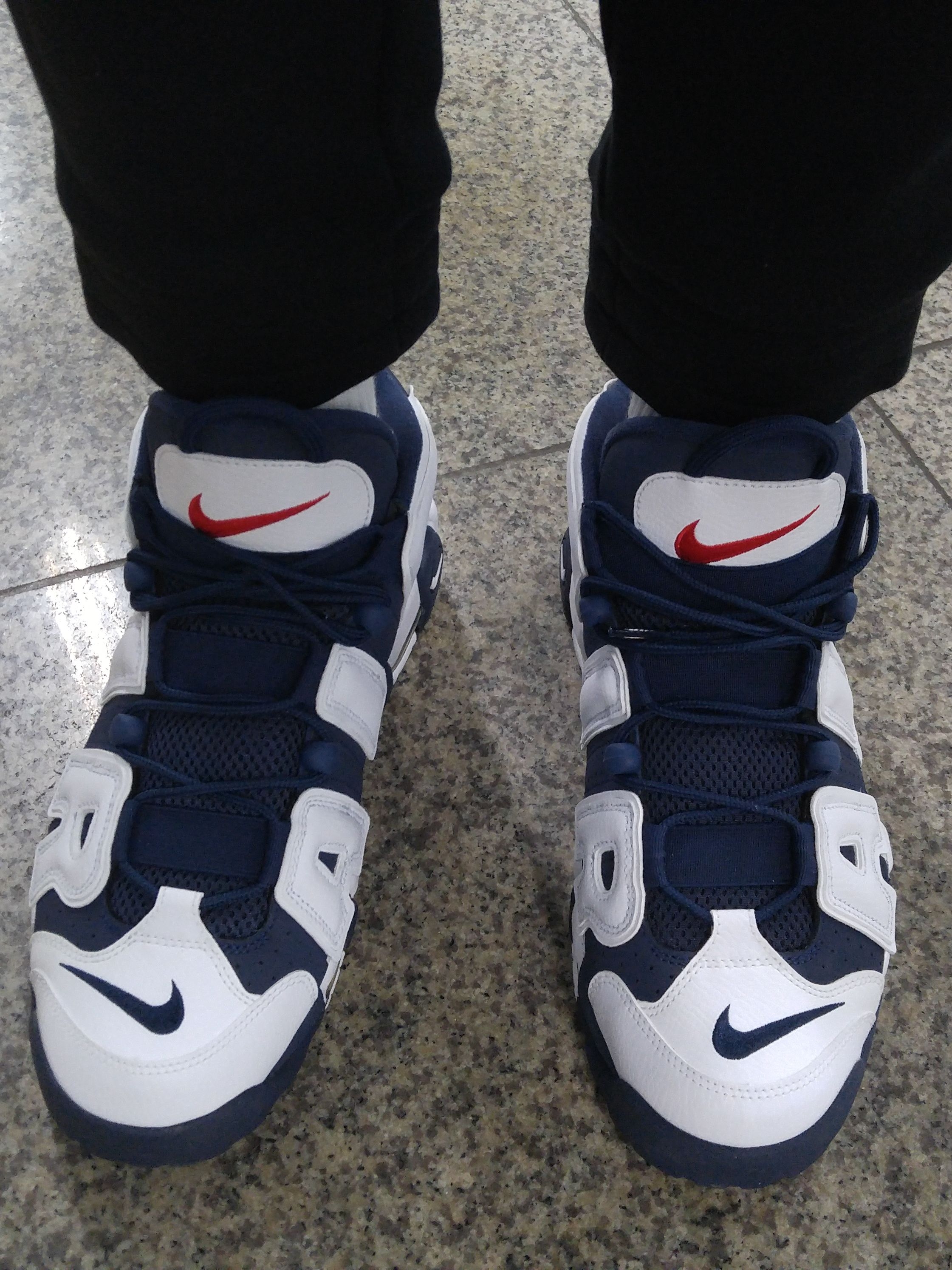 Nike Air More Uptempo Olympic 2016 착용 스타일 - 2