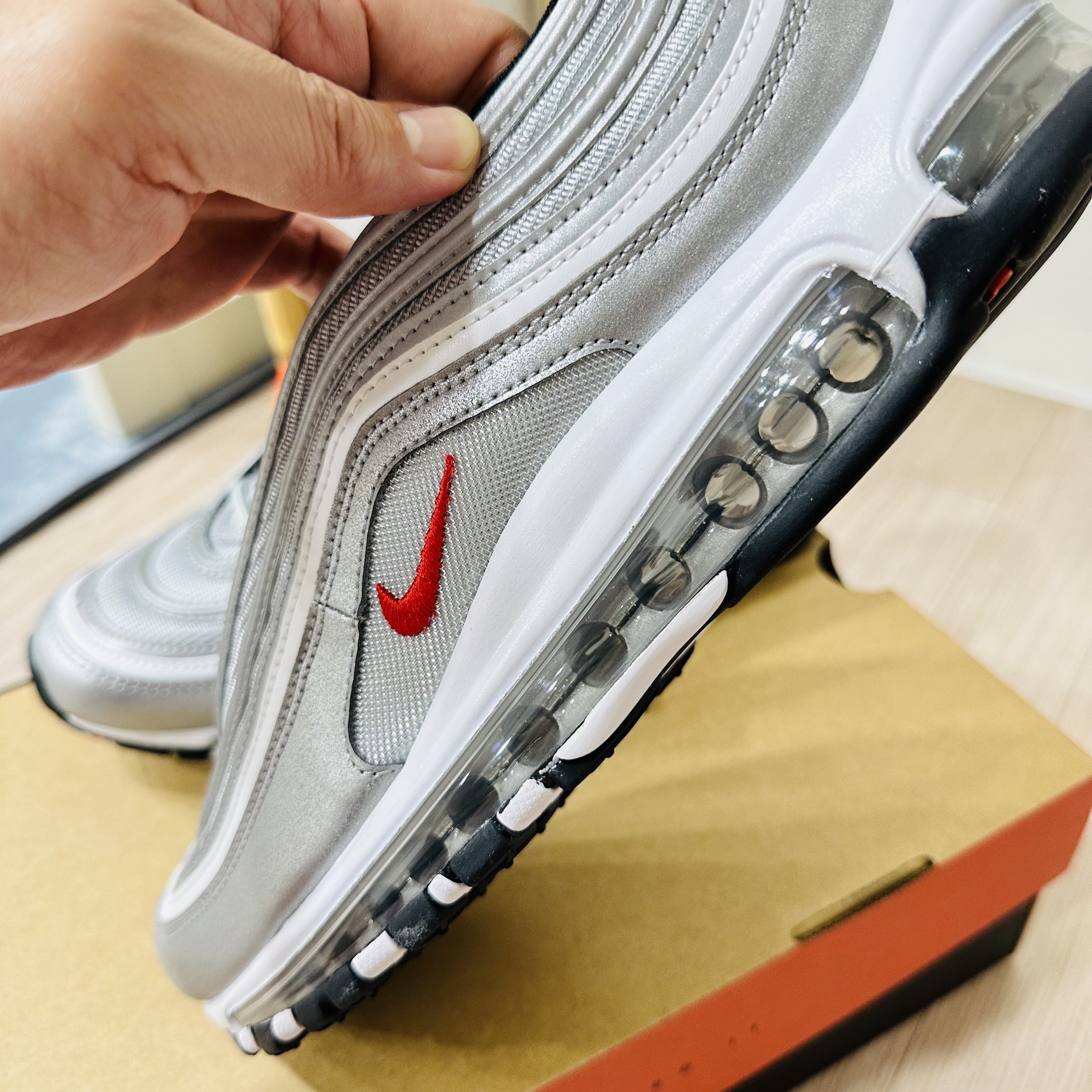 Nike Air Max 97 OG Silver Bullet 2022 착용 스타일 - 3