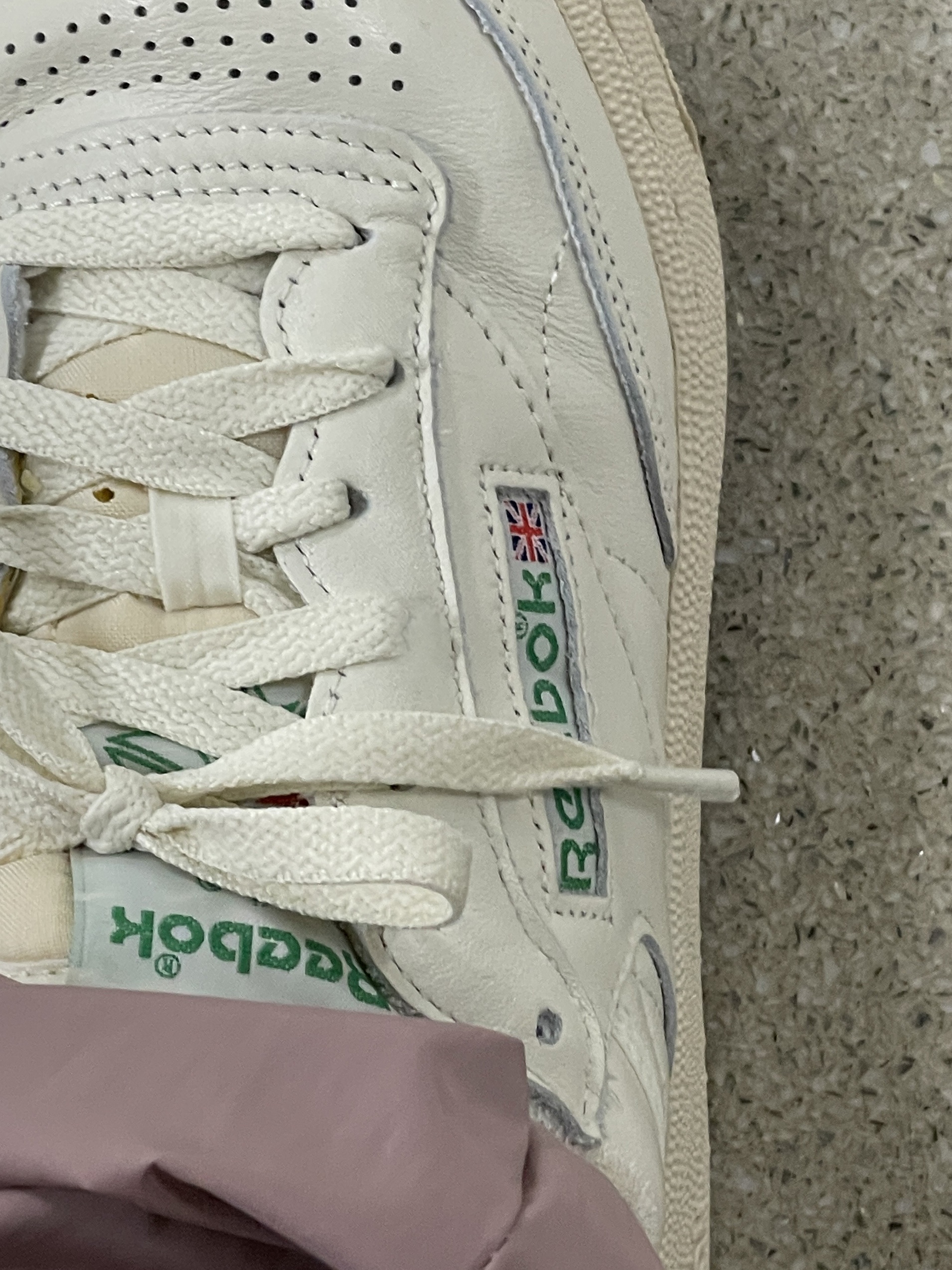 Reebok Club C 85 Vintage Chalk Green 착용 스타일 - 4