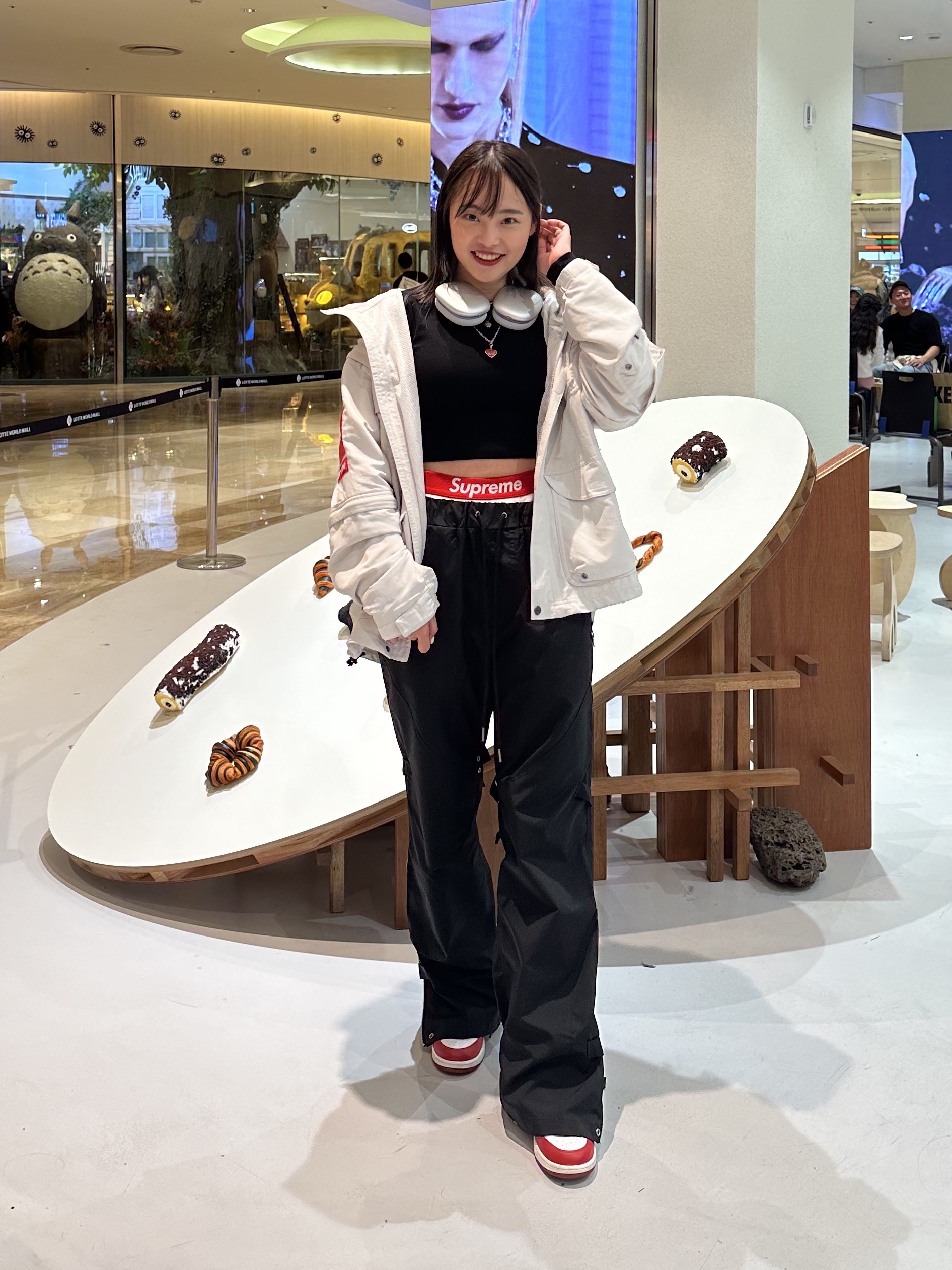 Supreme x The North Face Trekking Convertible Jacket Stone - 22SS, Jordan 1 Retro High OG Chicago 2015 착용 스타일 - 4