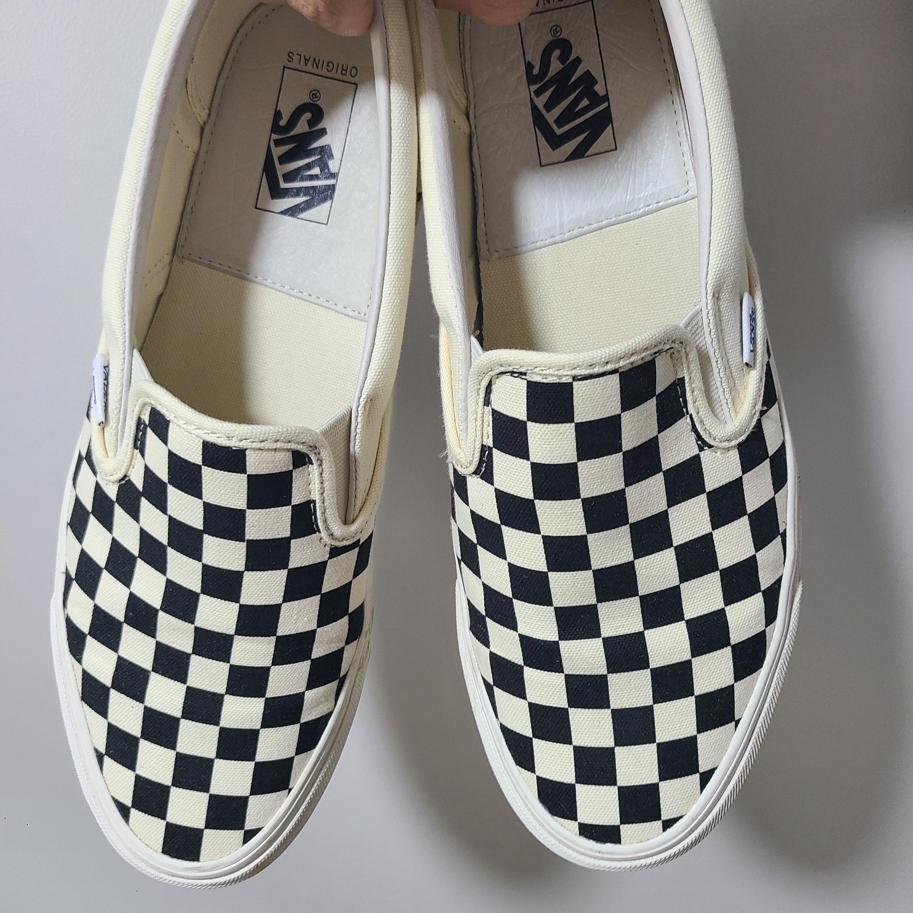 Vans Vault OG Classic Slip-On Checkerboard 착용 스타일