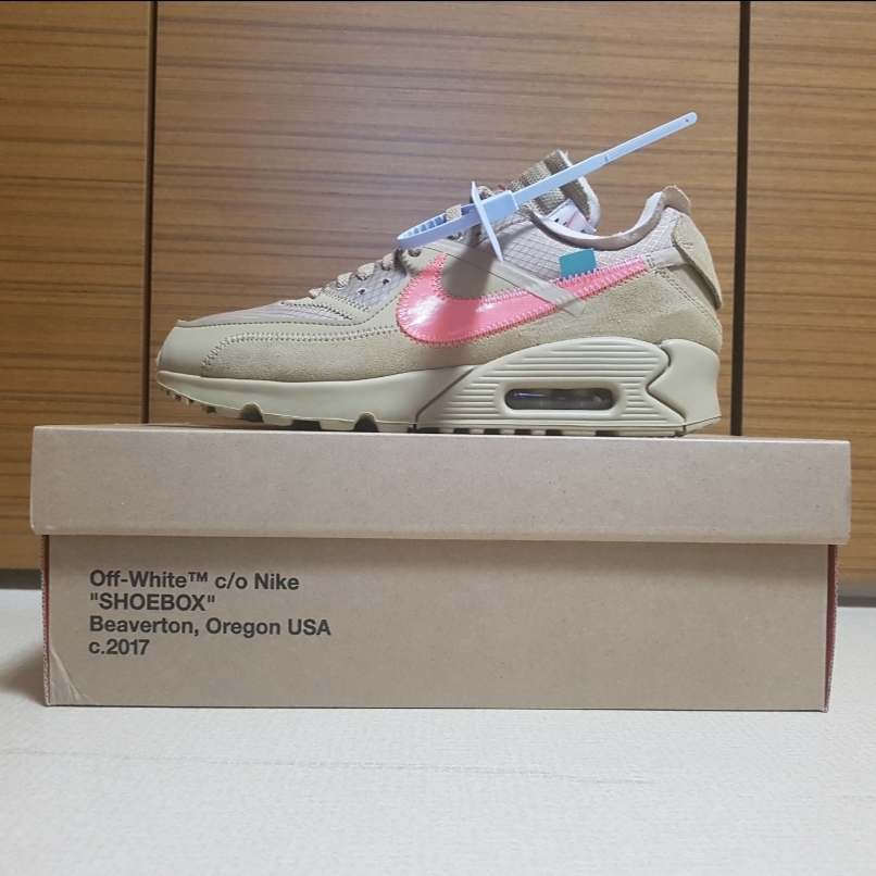 Nike x Off-White Air Max 90 V2 Desert Ore 착용 스타일