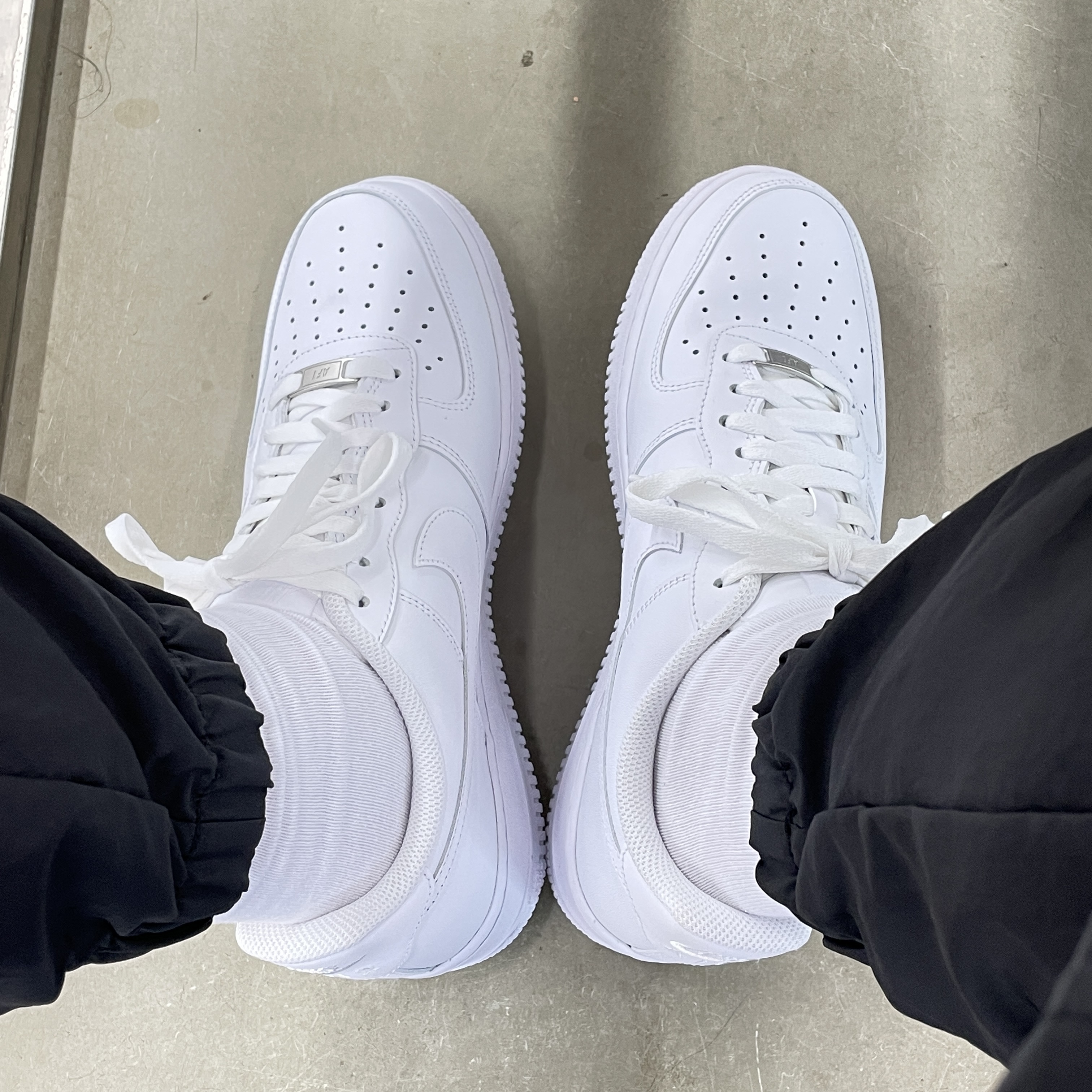 Nike Air Force 1 '07 Low White 착용 스타일
