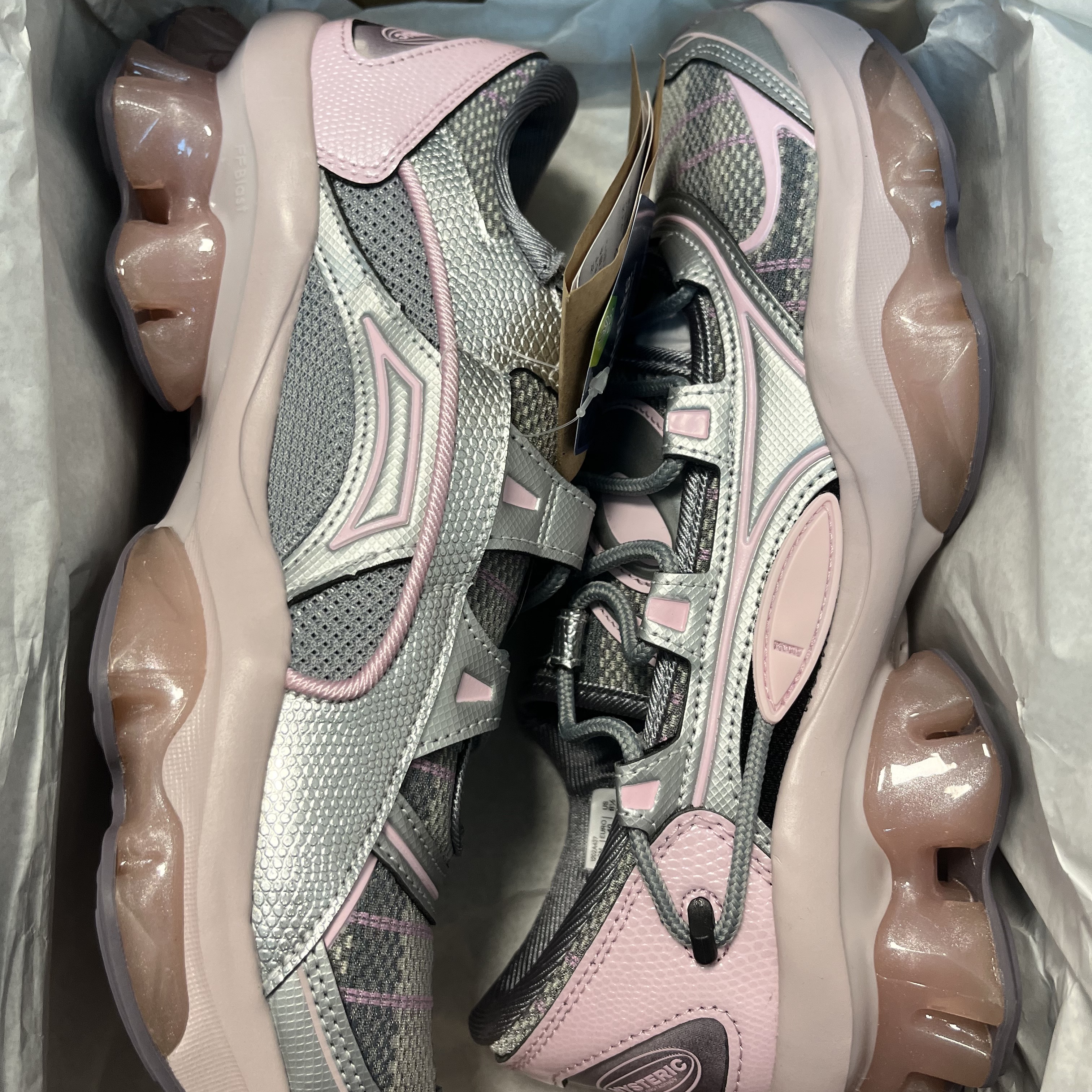 (W) Asics x Kiko Kostadinov x Hysteric Glamour Gel-Quantum Cotton Candy 착용 스타일