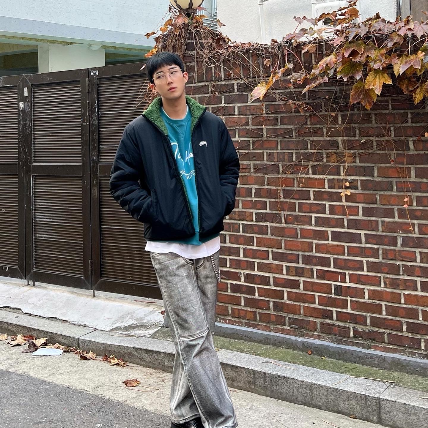 Stussy 8 Ball Sherpa Jacket Green 착용 스타일 - 4