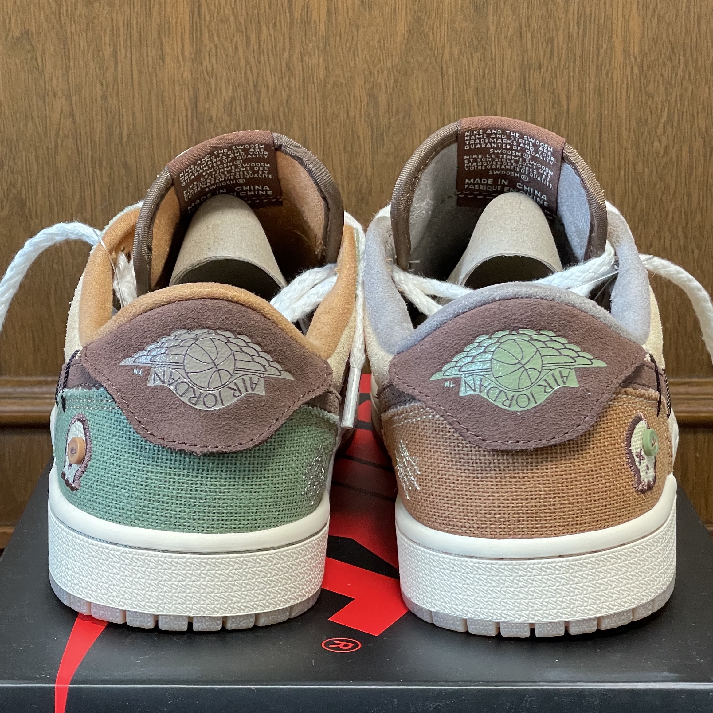 Jordan 1 x Zion Williamson Retro Low OG Flax and Oil Green 착용 스타일 - 4