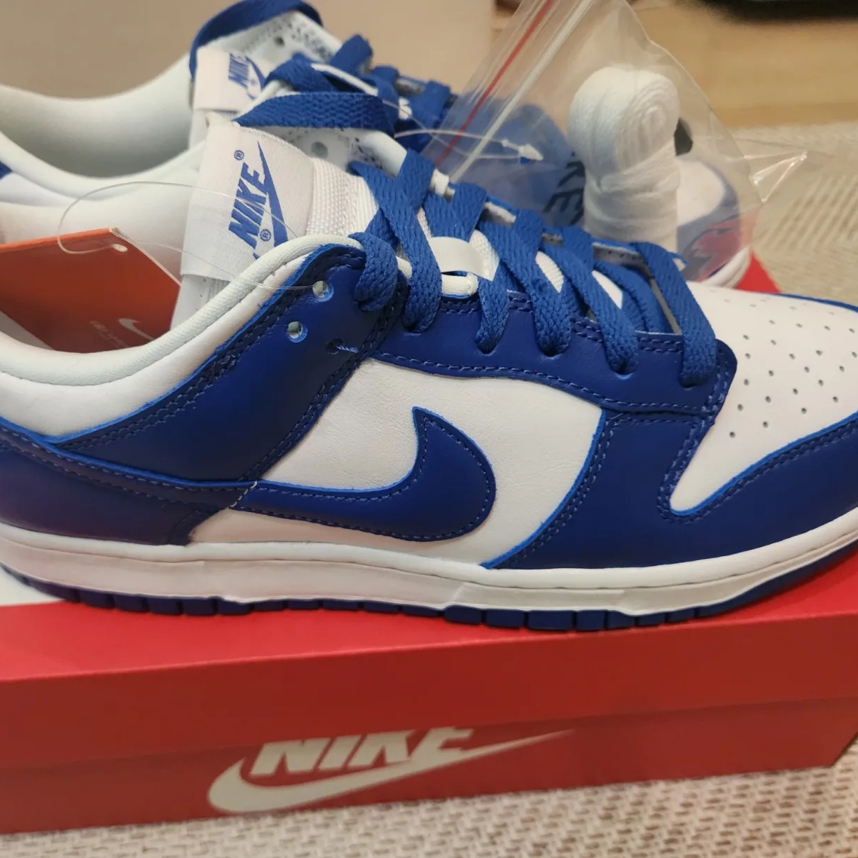 Nike Dunk Low SP Kentucky 2022 착용 스타일 - 1
