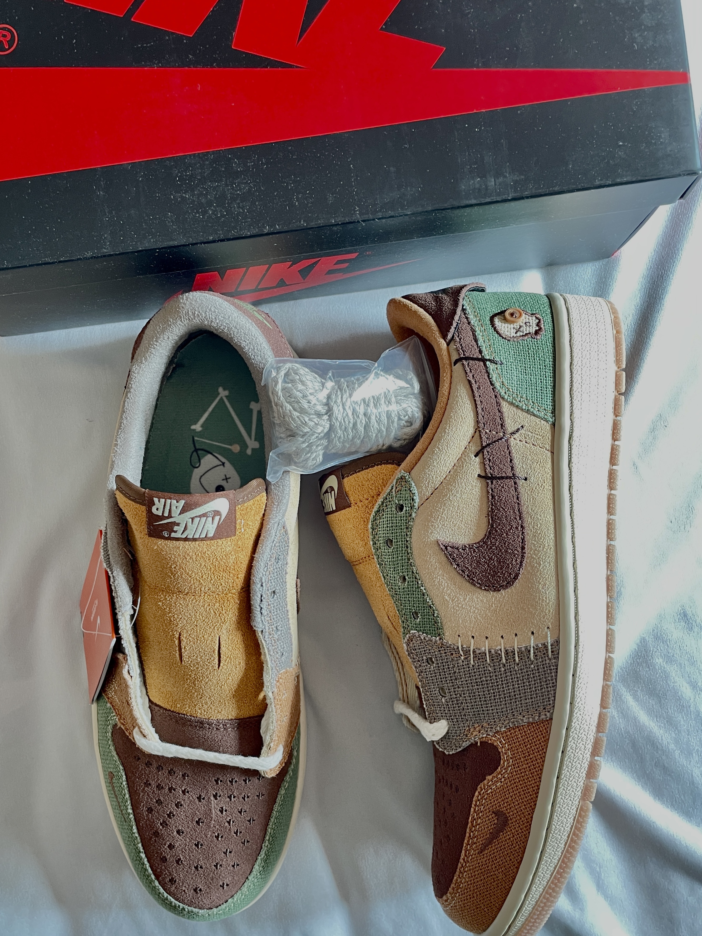 Jordan 1 x Zion Williamson Retro Low OG Flax and Oil Green 착용 스타일