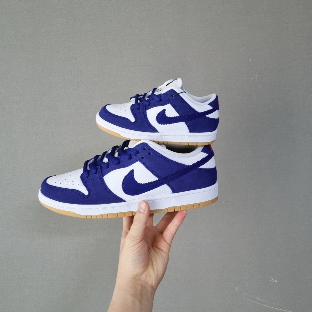 Nike SB Dunk Low Pro Premium Deep Royal Blue, (TD) Nike SB Dunk Low Pro Premium Deep Royal Blue 착용 스타일 - 3