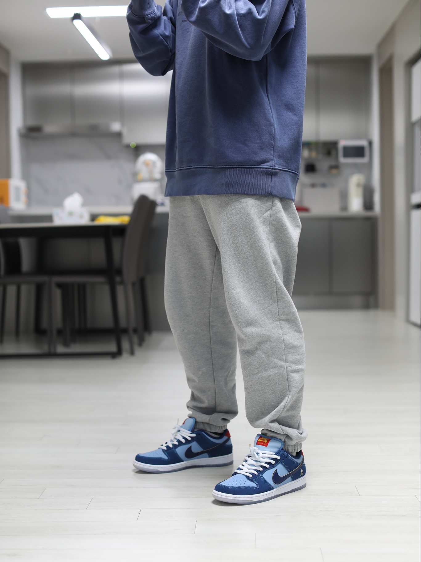 Nike x Why So Sad? SB Dunk Low Pro Coastal Blue 착용 스타일
