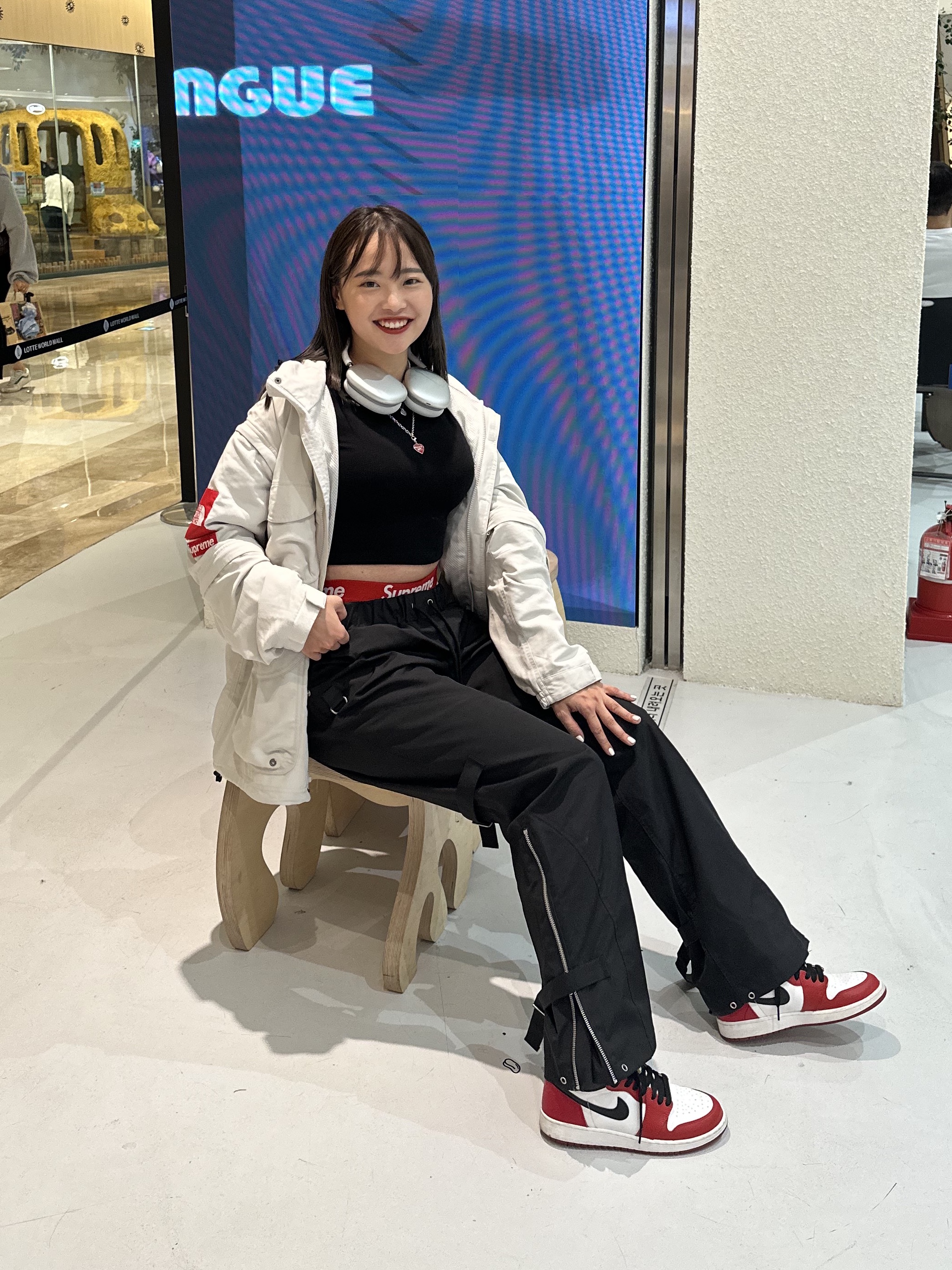 Supreme x The North Face Trekking Convertible Jacket Stone - 22SS, (GS) Jordan 1 Retro High OG Chicago 2015 착용 스타일 - 1