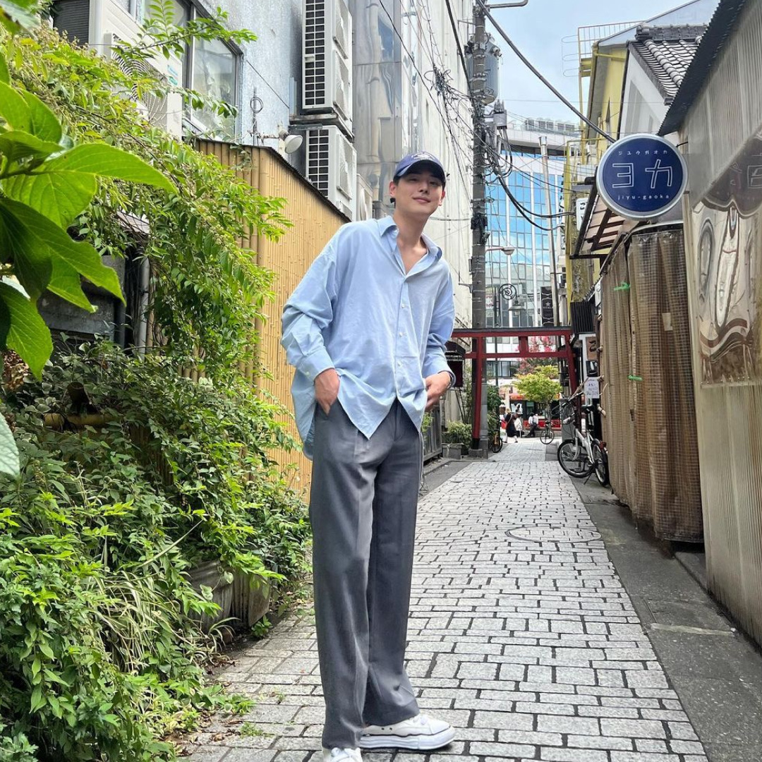 Maison Mihara Yasuhiro Peterson OG Sole Canvas Low Sneakers White 착용 스타일 - 4