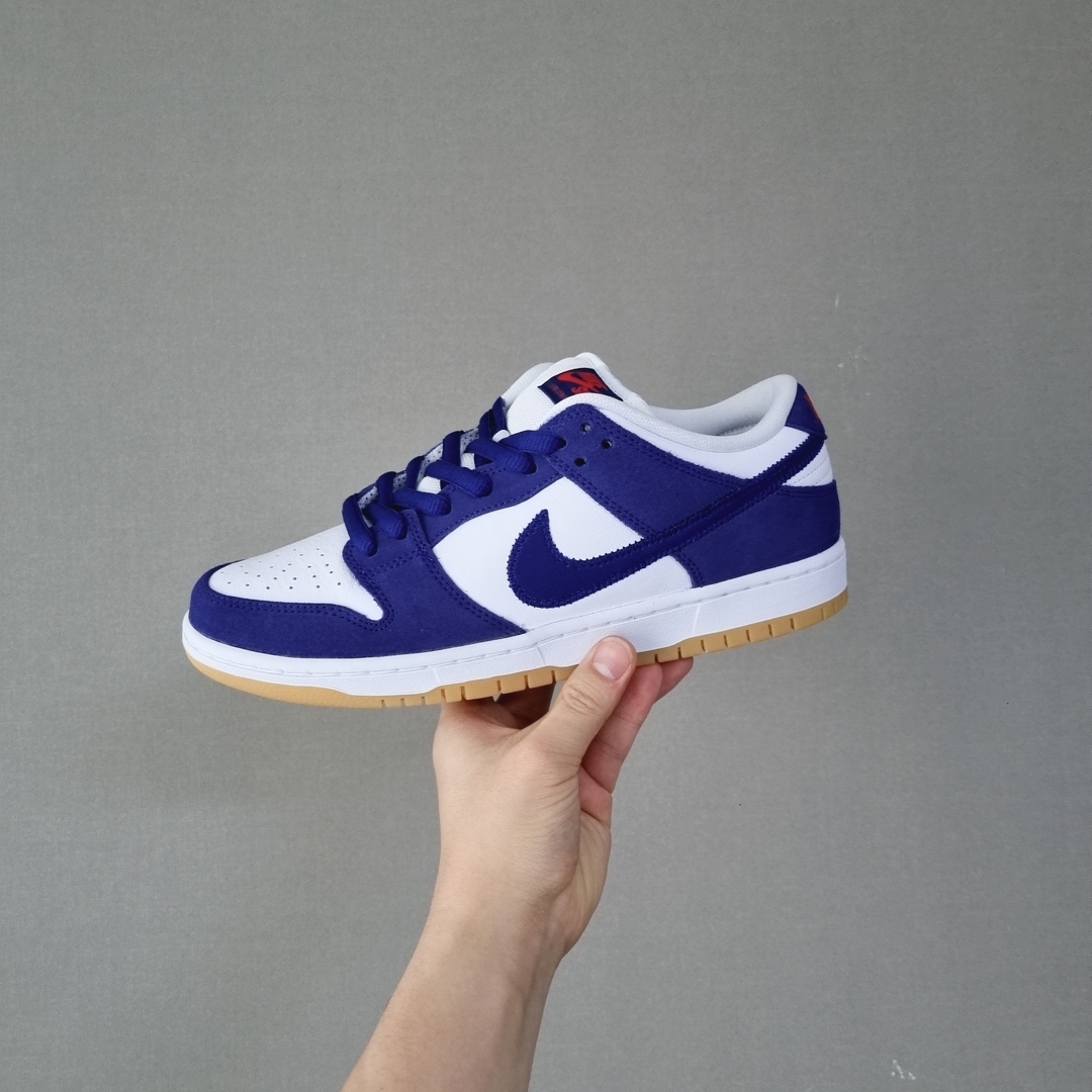 Nike SB Dunk Low Pro Premium Deep Royal Blue, (TD) Nike SB Dunk Low Pro Premium Deep Royal Blue 착용 스타일 - 1