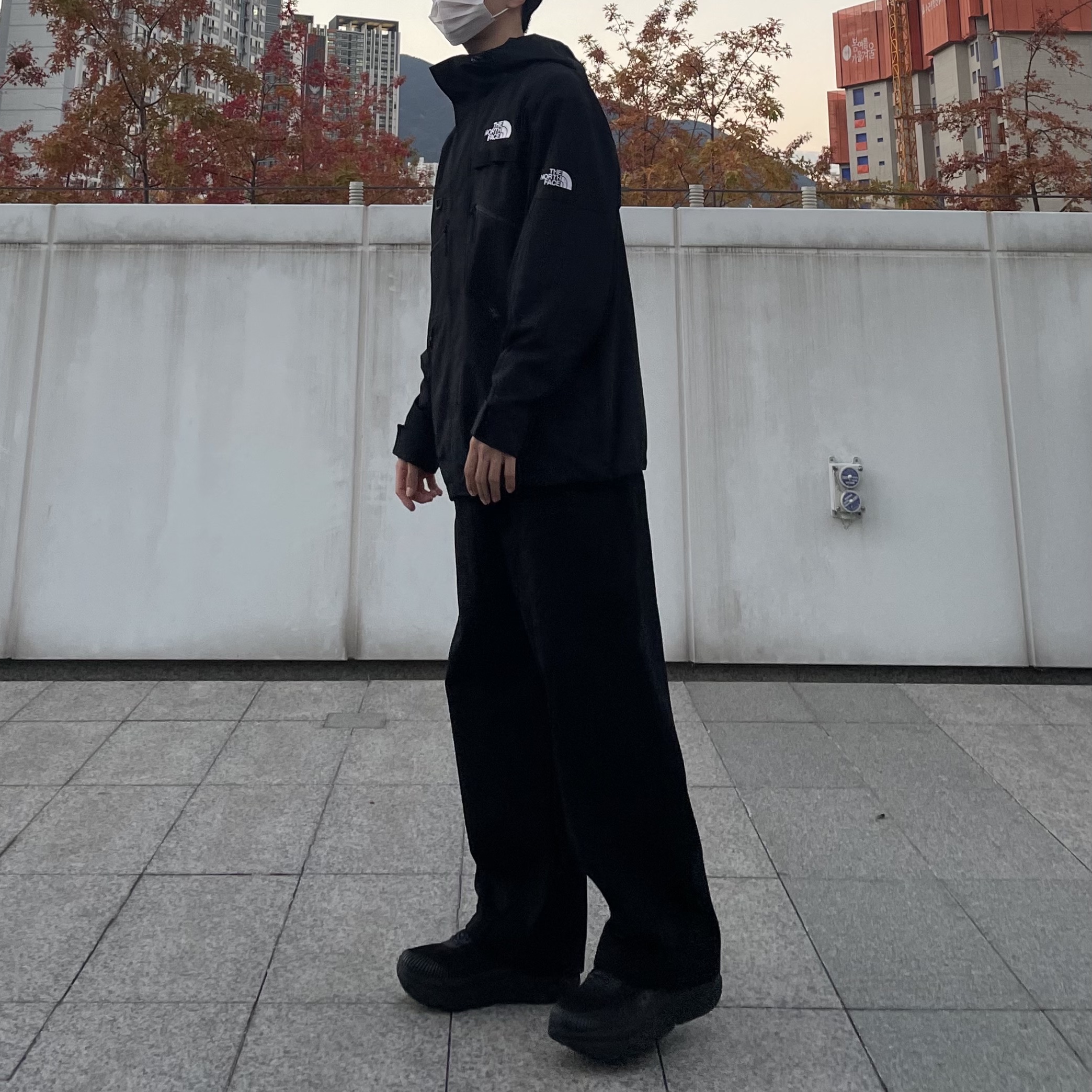 Hoka Bondi 7 Black - Wide 착용 스타일