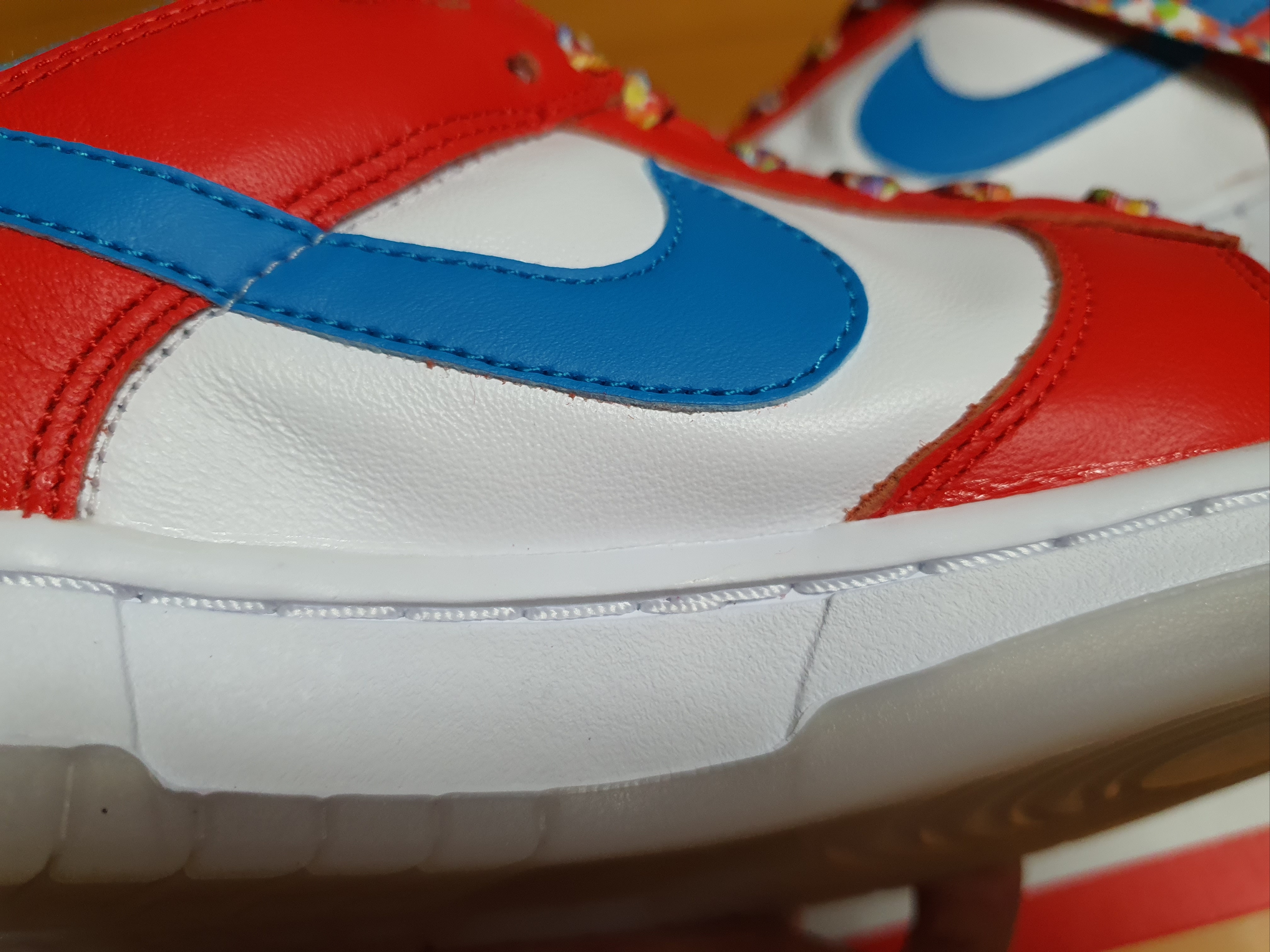 Nike x LeBron James x Fruity Pebbles Dunk Low QS Habanero Red 착용 스타일 - 2