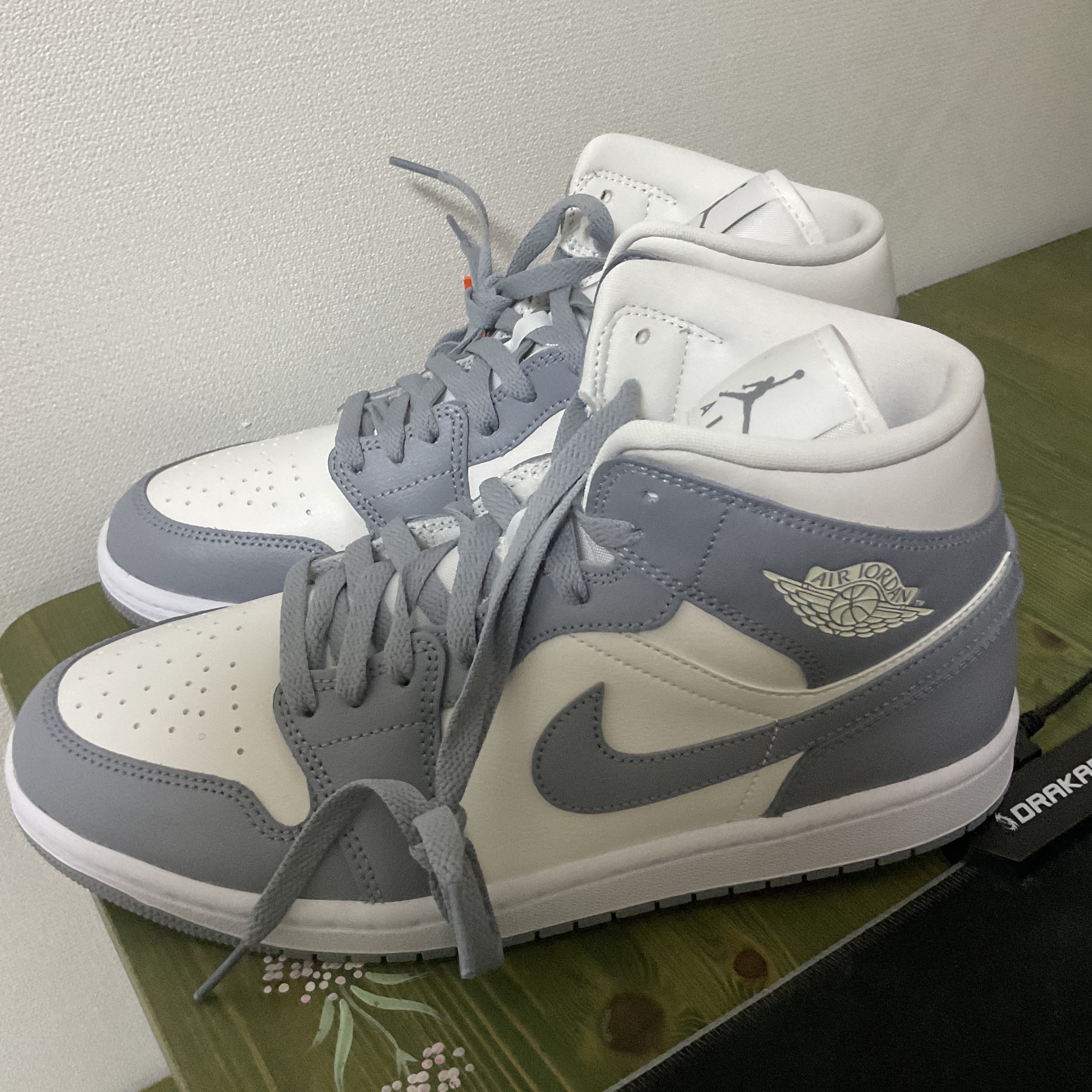 (W) Jordan 1 Mid Sail Stealth 착용 스타일