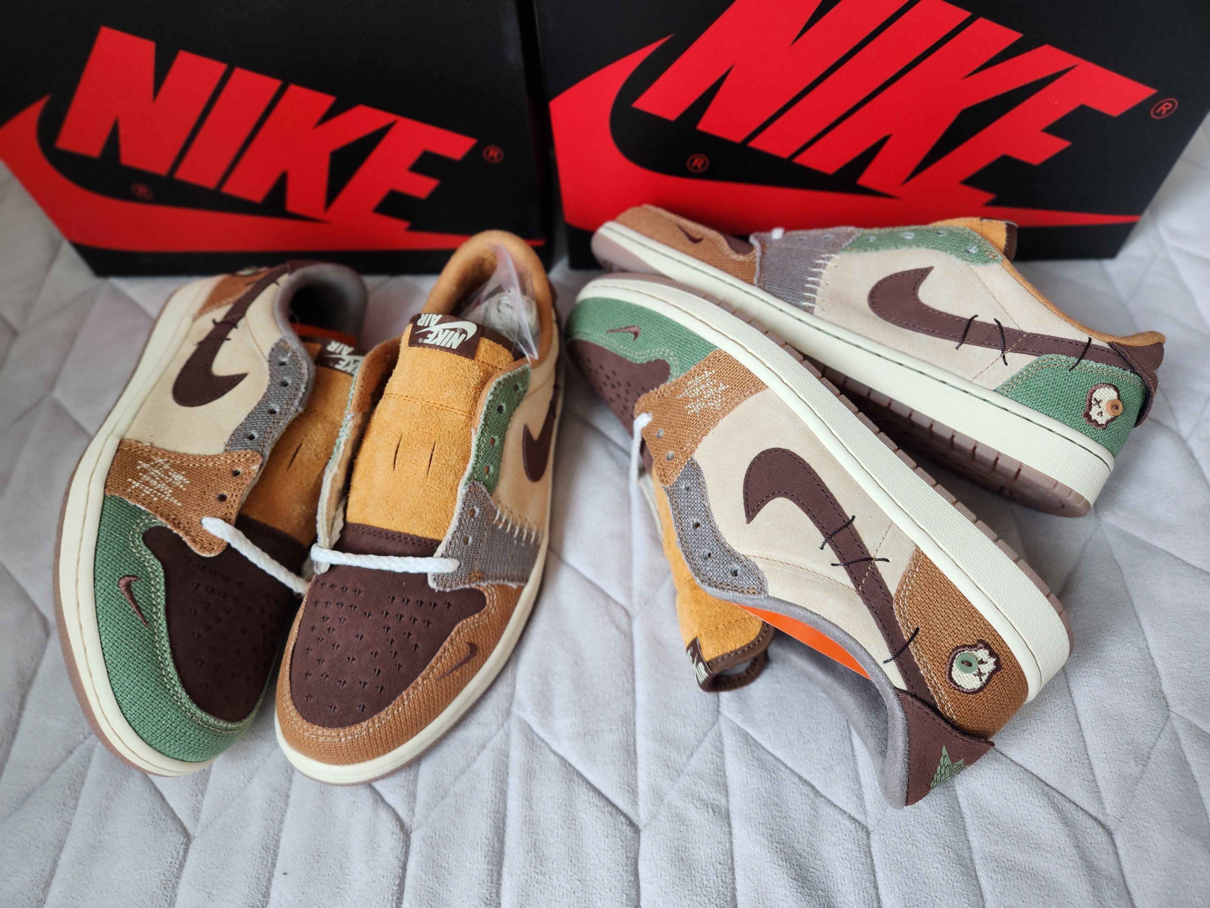Jordan 1 x Zion Williamson Retro Low OG Flax and Oil Green 착용 스타일 - 1