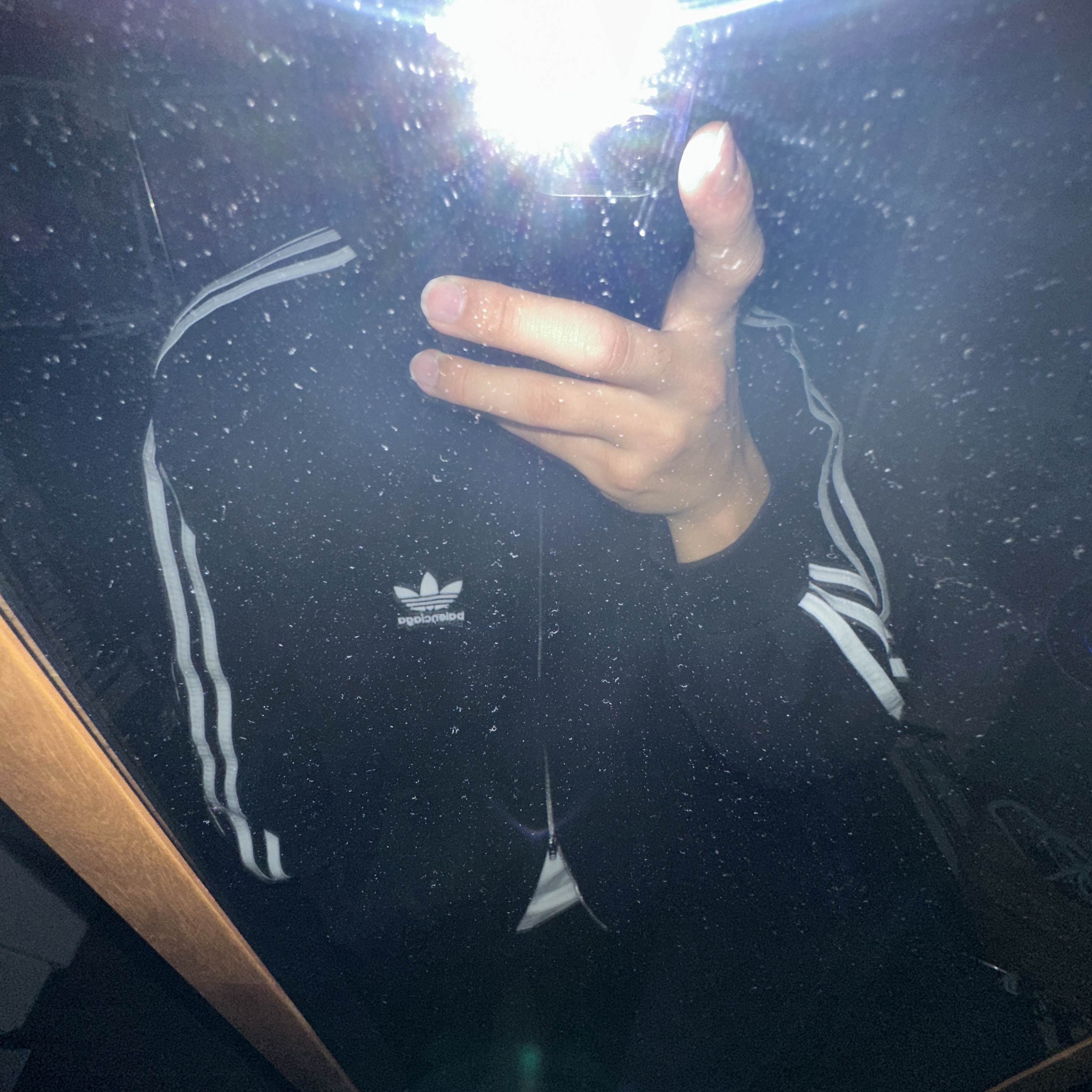 Balenciaga x Adidas Zip-Up Hoodie Small Fit Black 착용 스타일