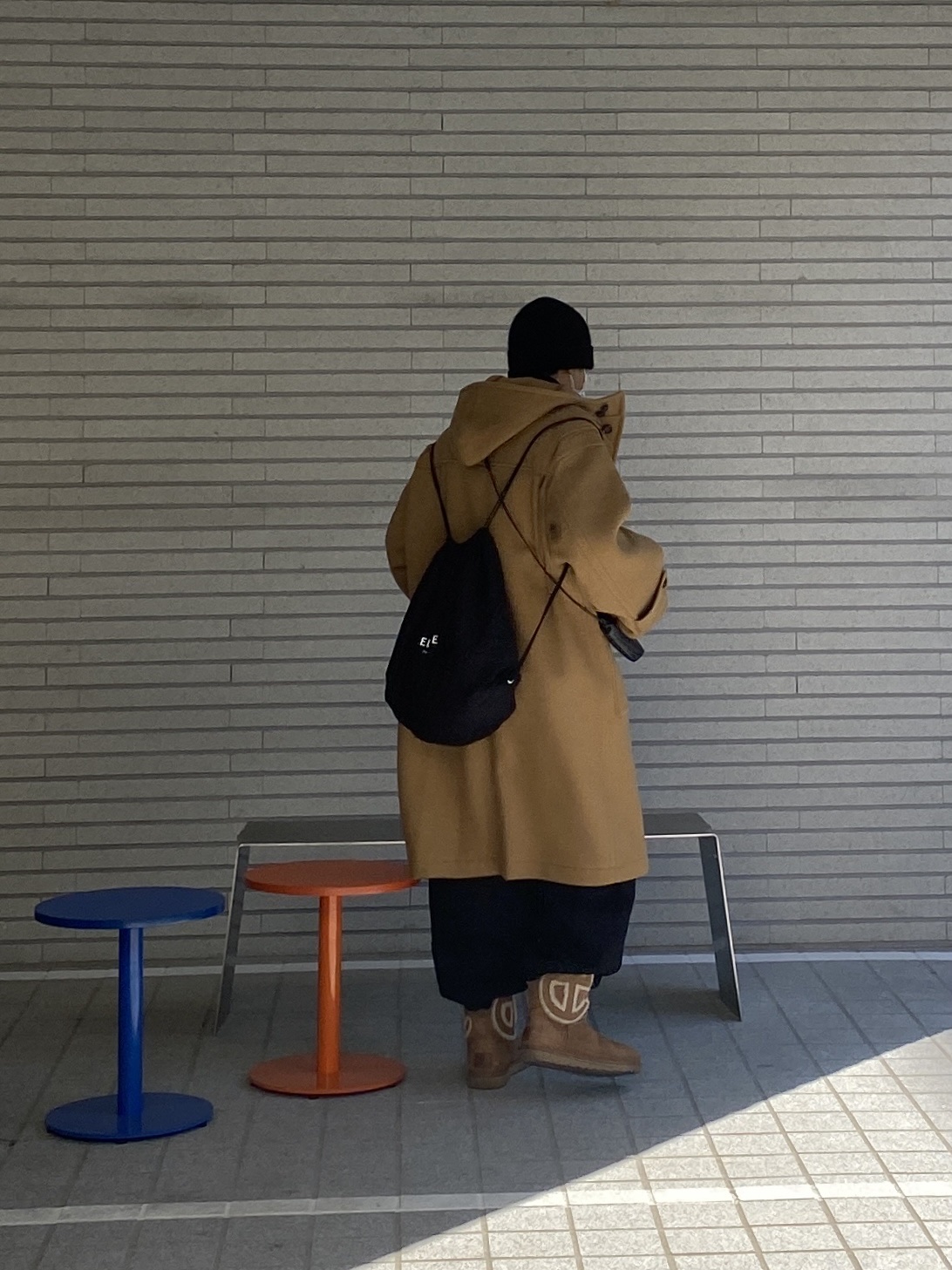 Celine Embroidered Knit Wool Beanie Black, Celine Triangle Bag in Smooth Calfskin with Celine Print Black 착용 스타일 - 5