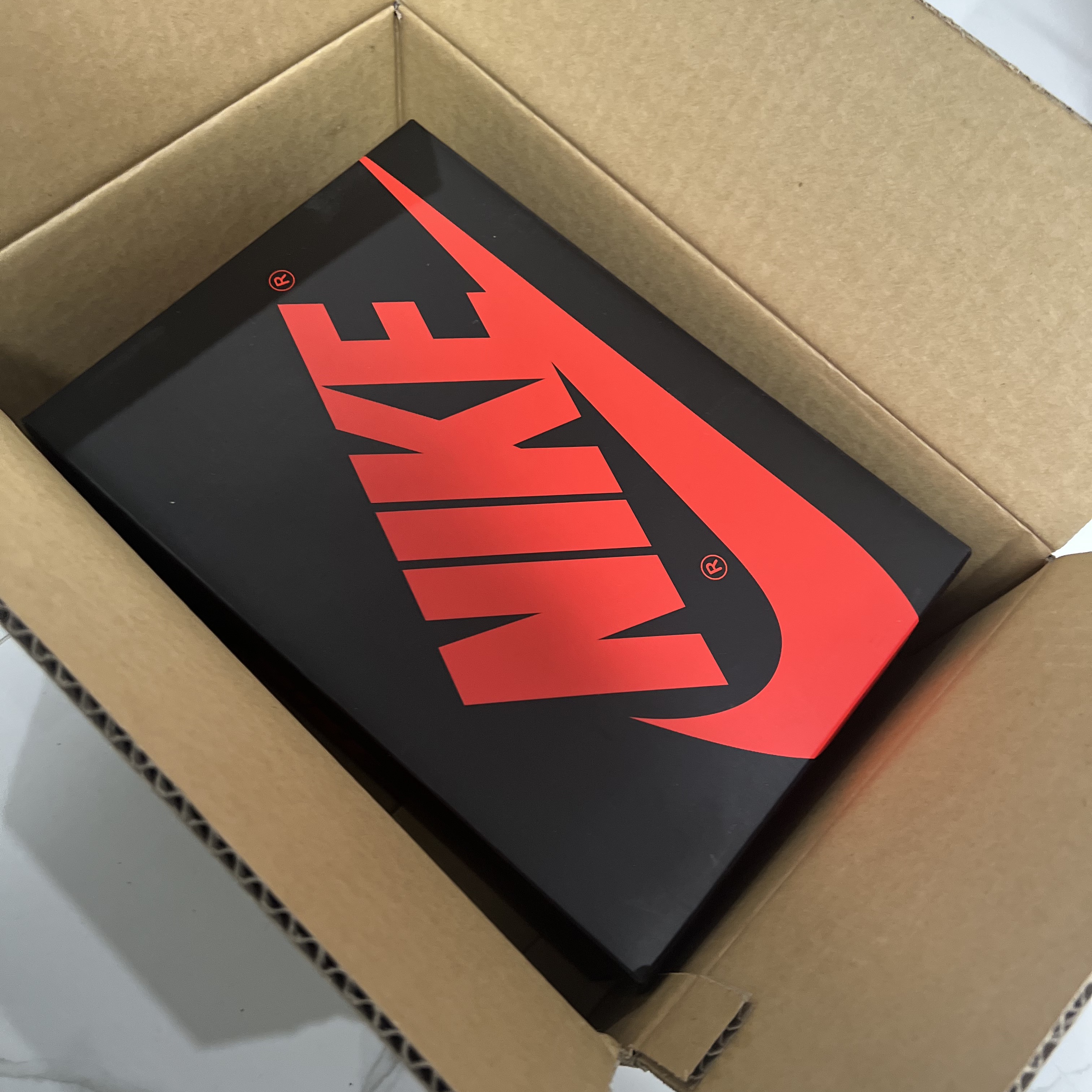 Jordan 1 x Zion Williamson Retro Low OG Flax and Oil Green 착용 스타일 - 4