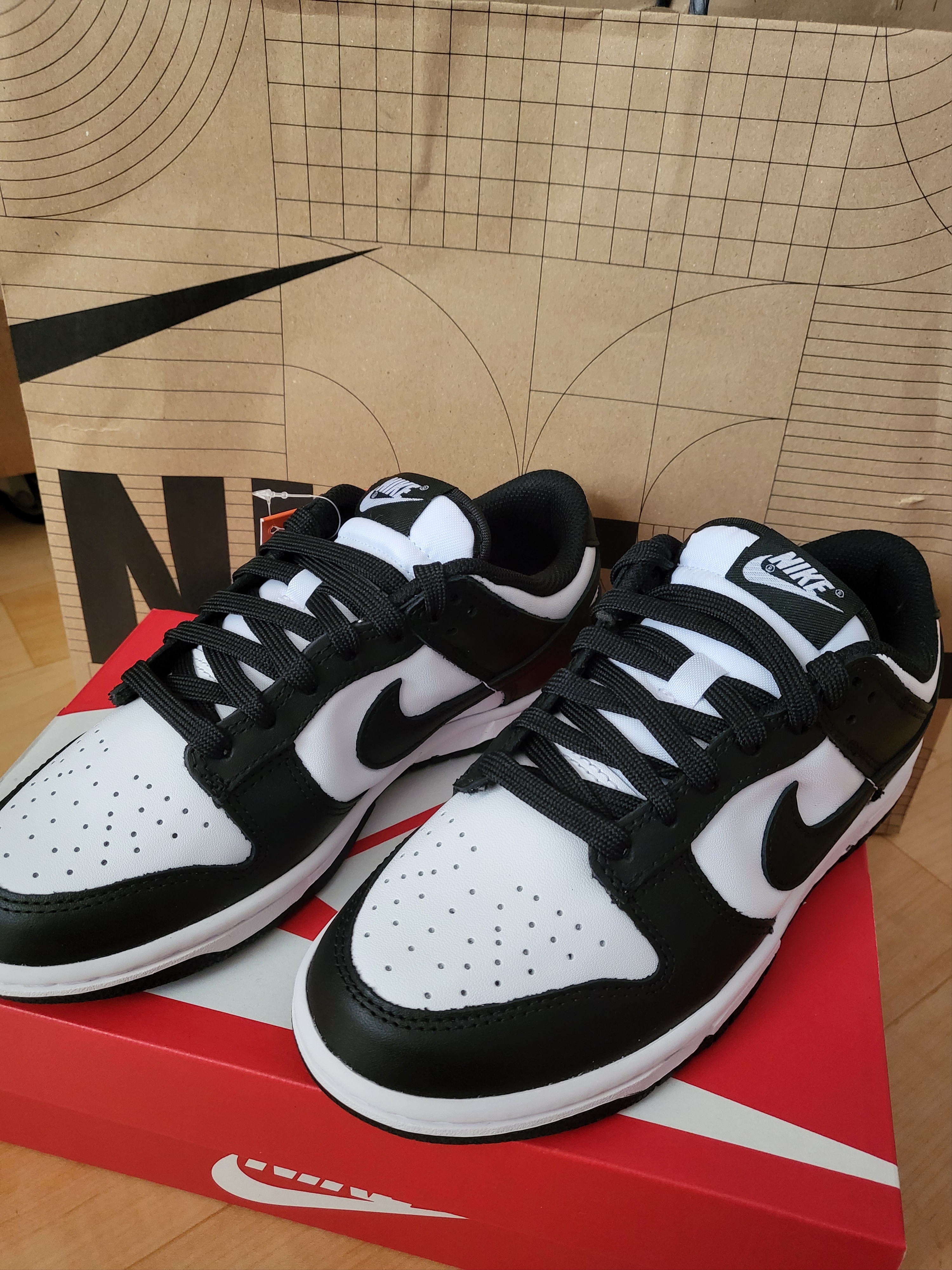 (W) Nike Dunk Low Black 착용 스타일