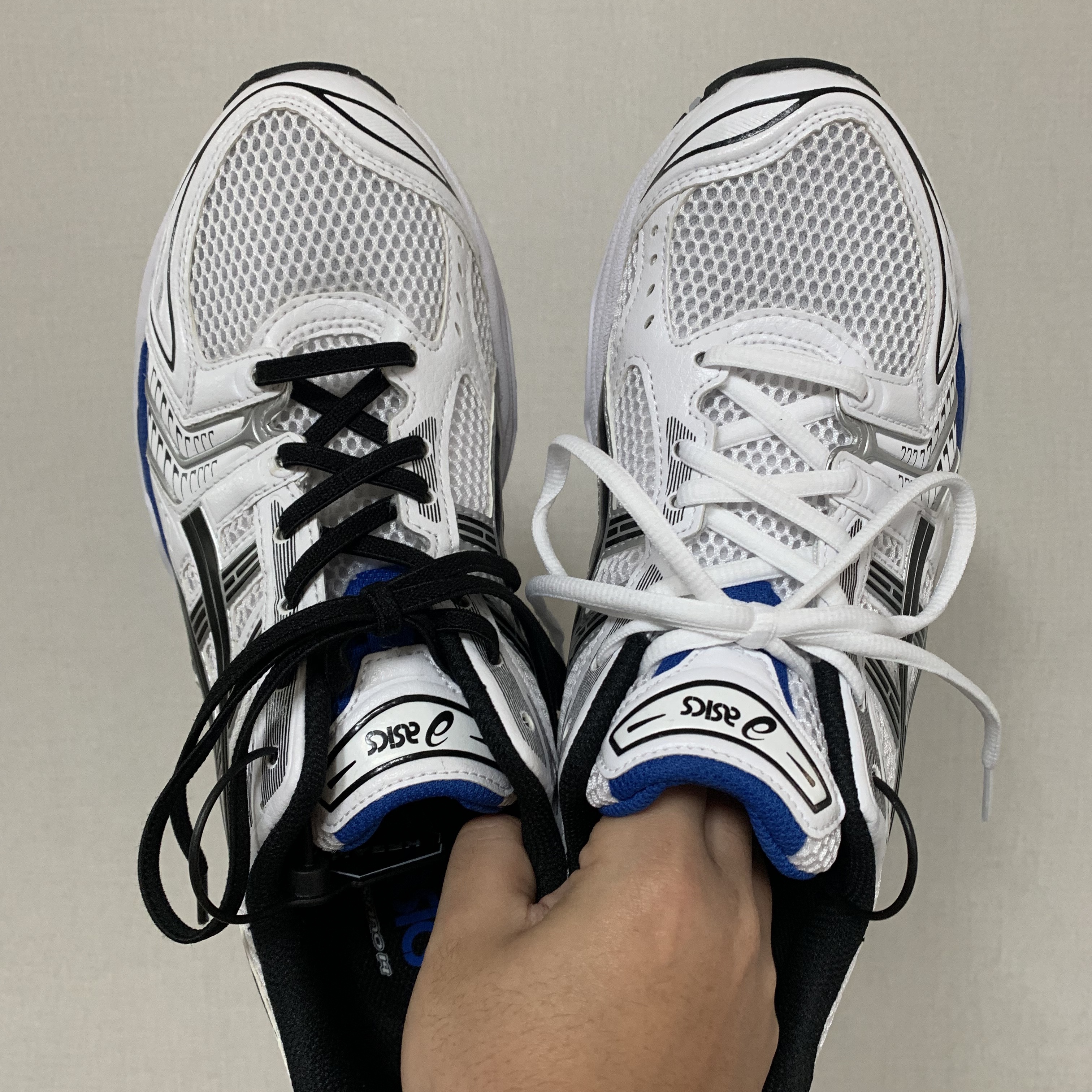 Asics Gel-Kayano 14 White Tuna Blue 착용 스타일 - 2