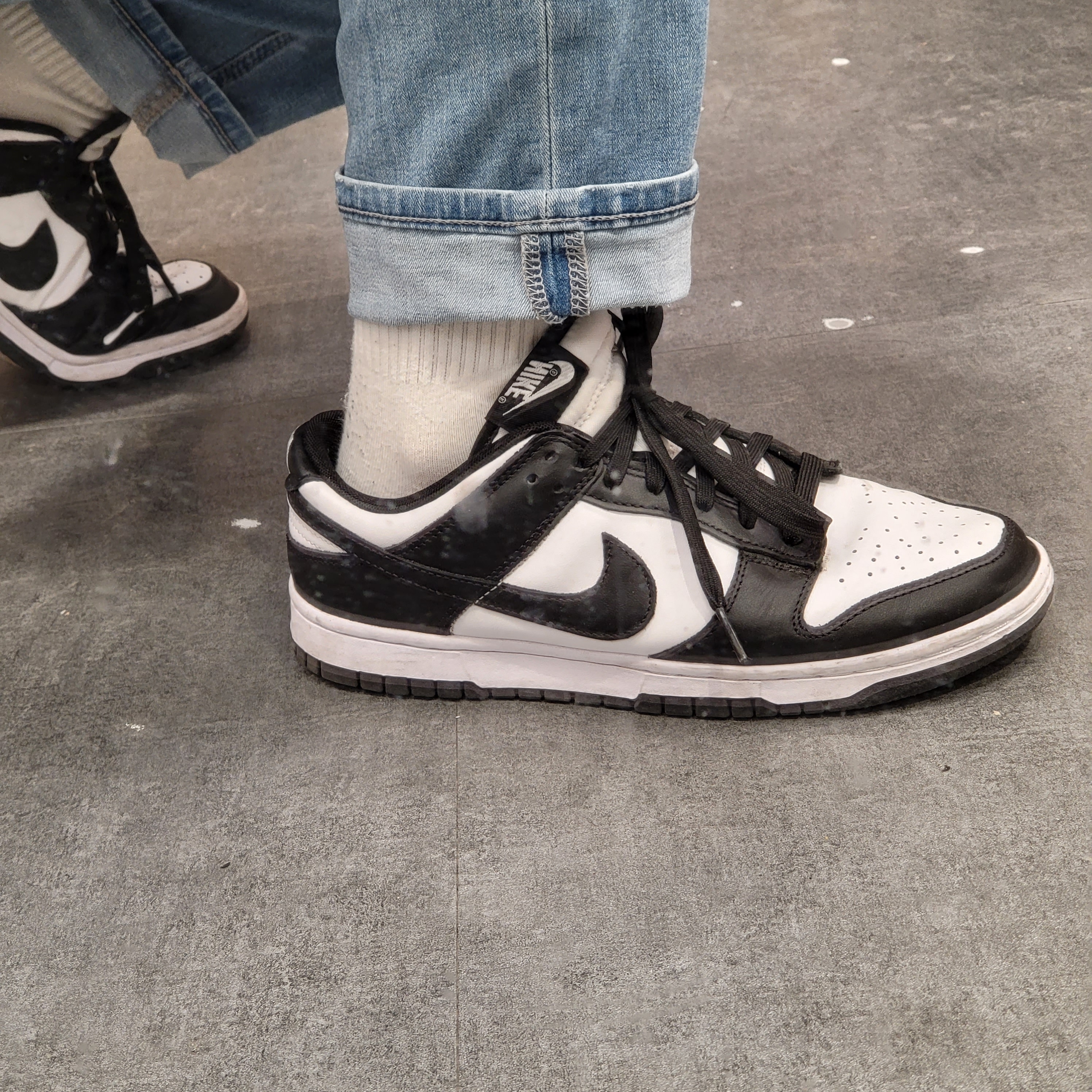 Nike Dunk Low Retro Black 착용 스타일