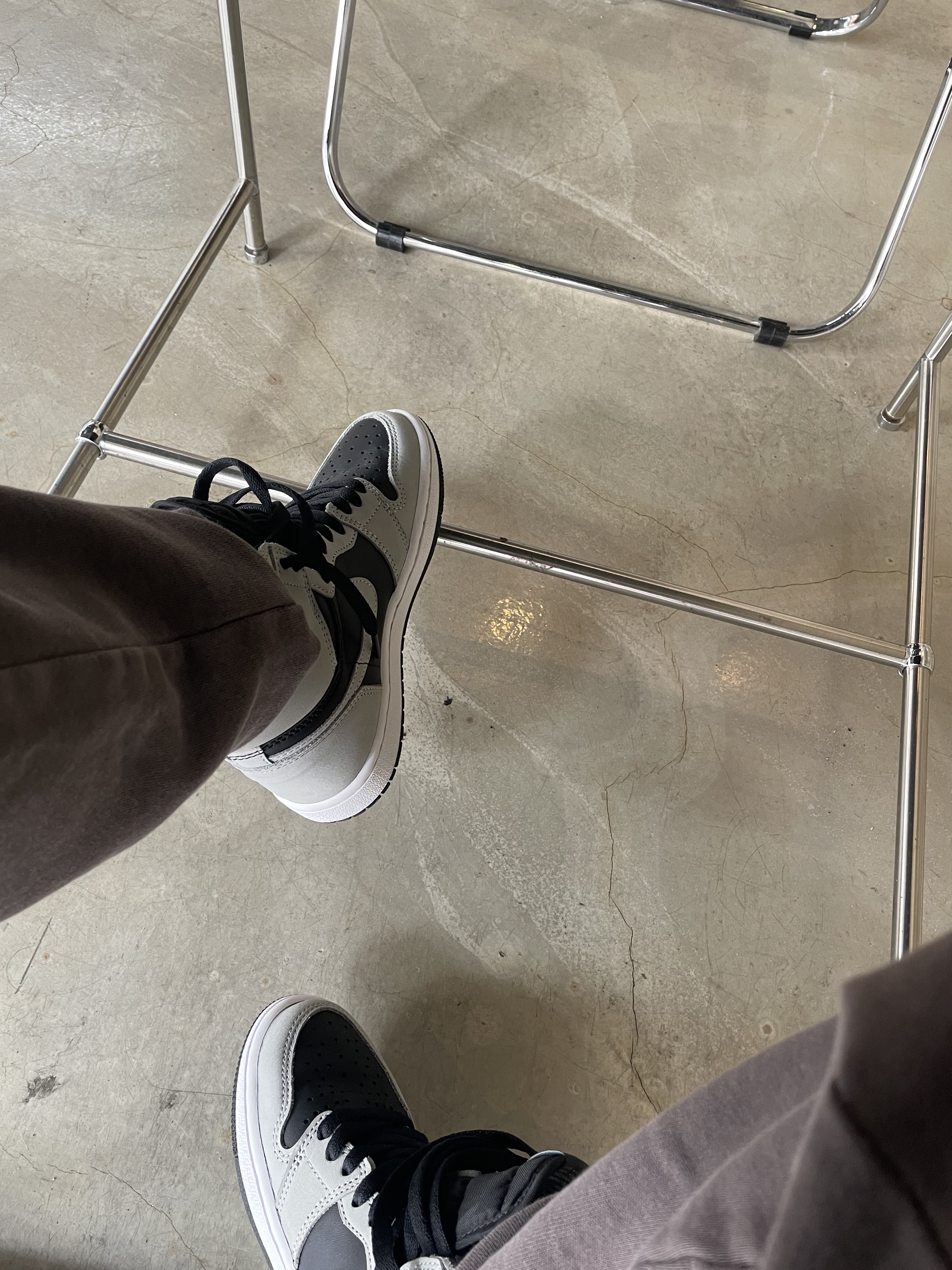 Jordan 1 Retro High OG Shadow 2.0 착용 스타일 - 1