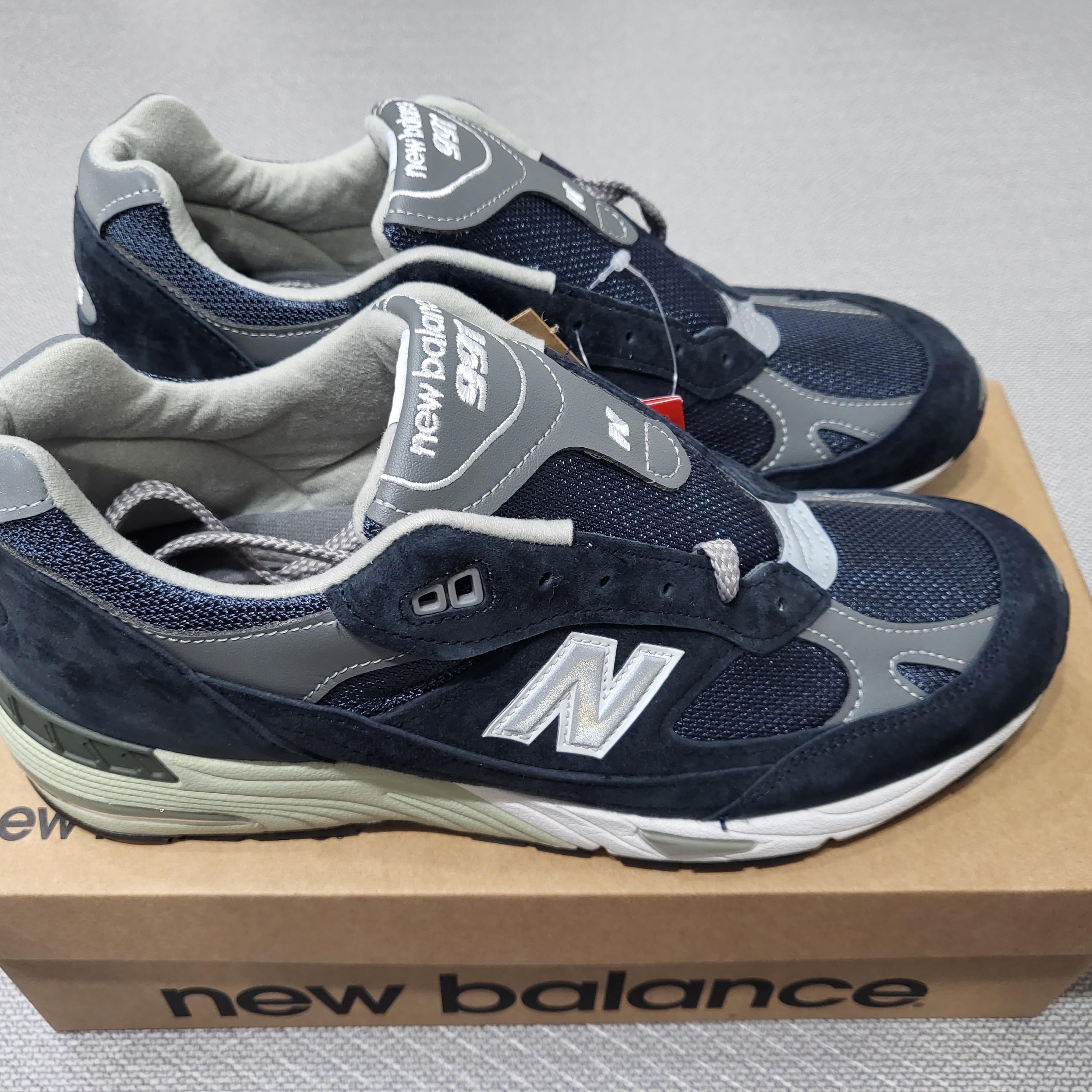 New Balance 991 Made in UK Navy 착용 스타일