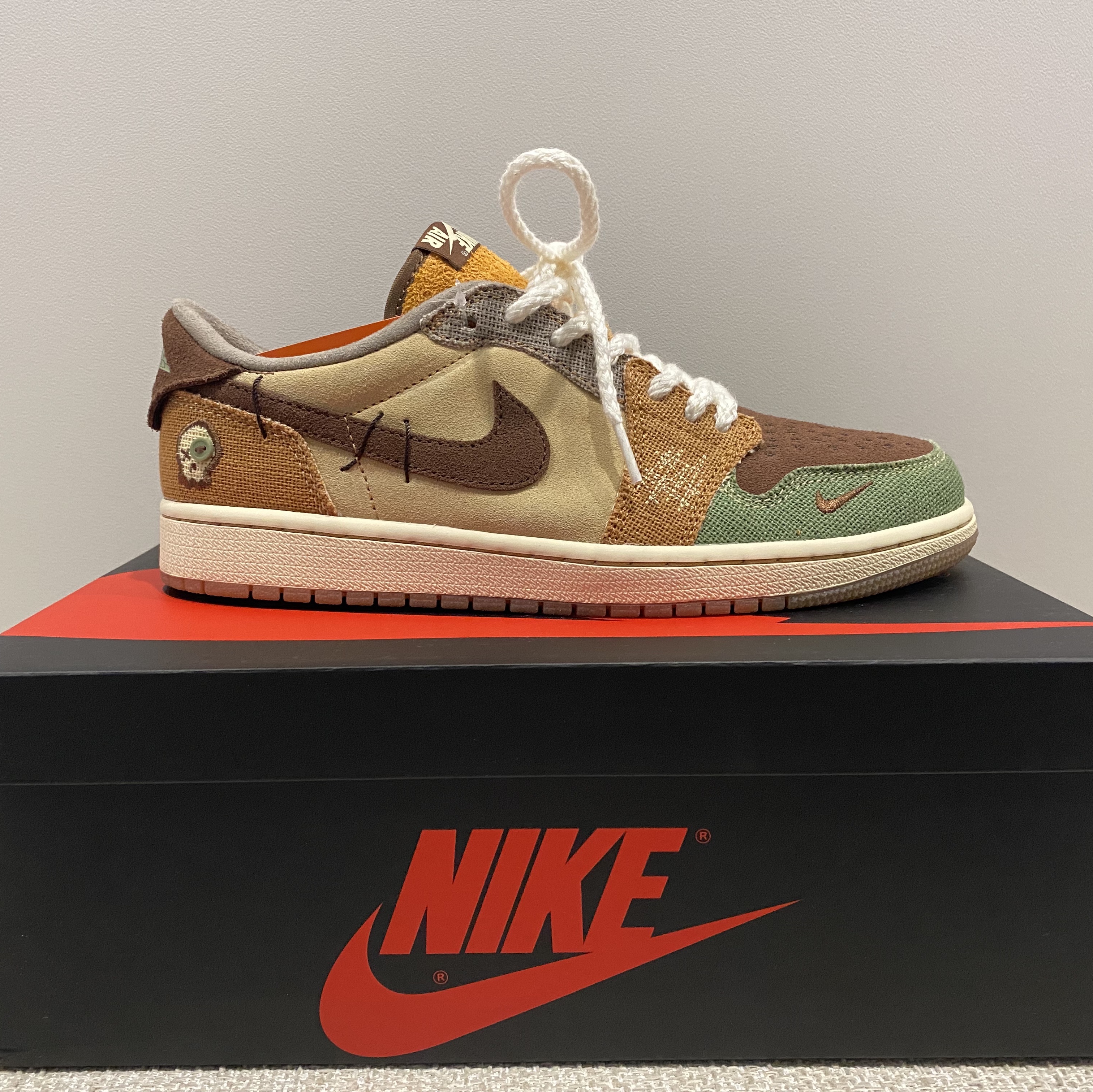 Jordan 1 x Zion Williamson Retro Low OG Flax and Oil Green 착용 스타일