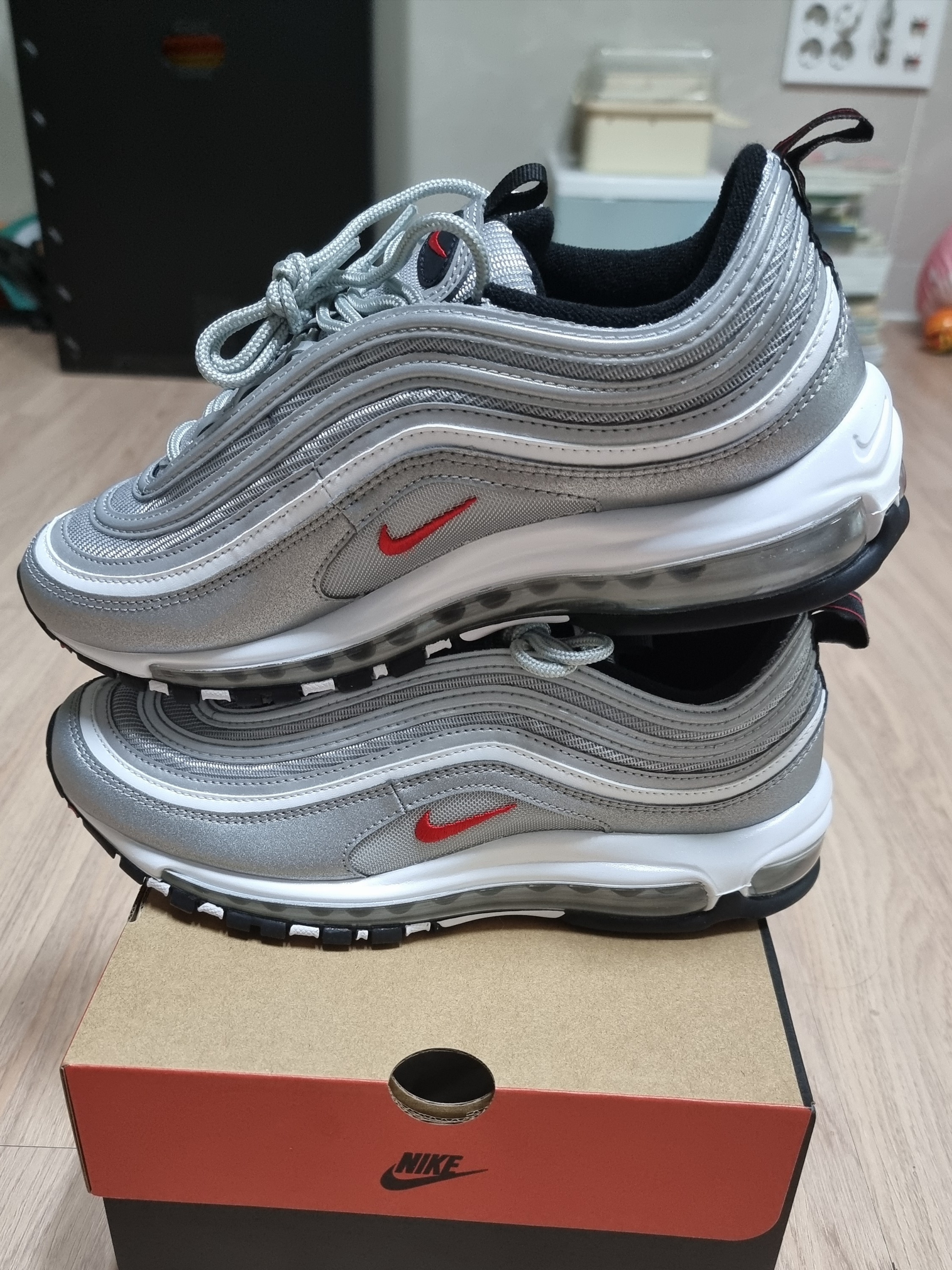 Nike Air Max 97 OG Silver Bullet 2022 착용 스타일 - 2