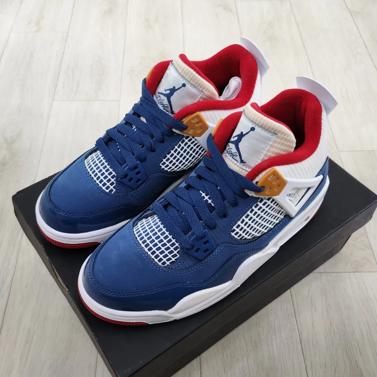 (GS) Jordan 4 Retro French Blue 착용 스타일 - 2