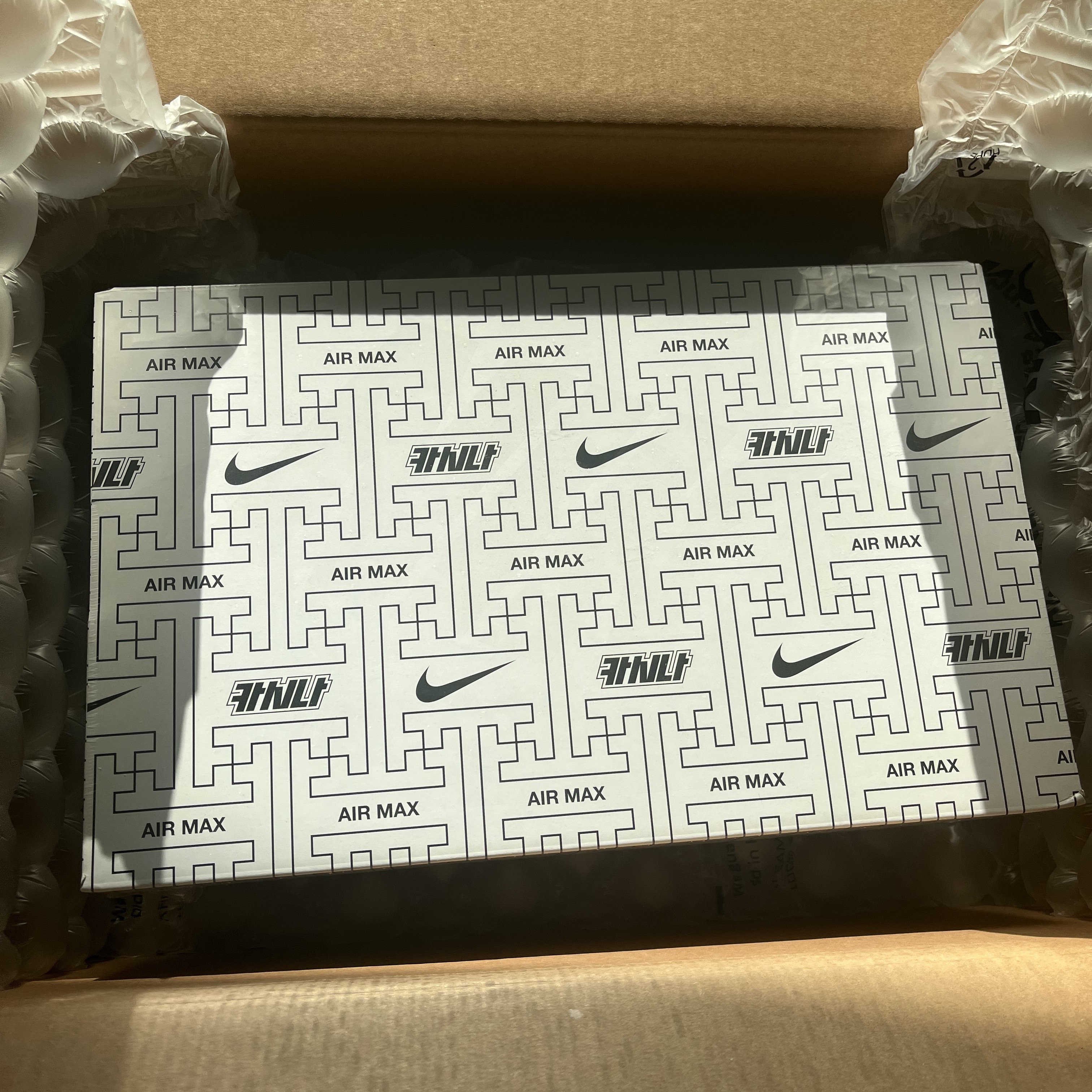 Nike x Kasina Air Max 1 SP Won-Ang Orange (With Special Gift) 착용 스타일 - 1