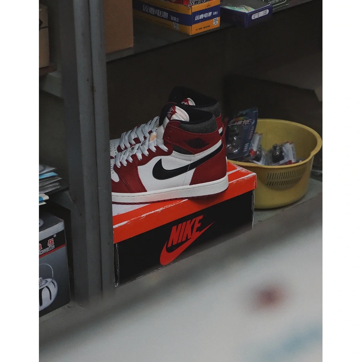 Jordan 1 Retro High OG Chicago 2022 착용 스타일 - 4