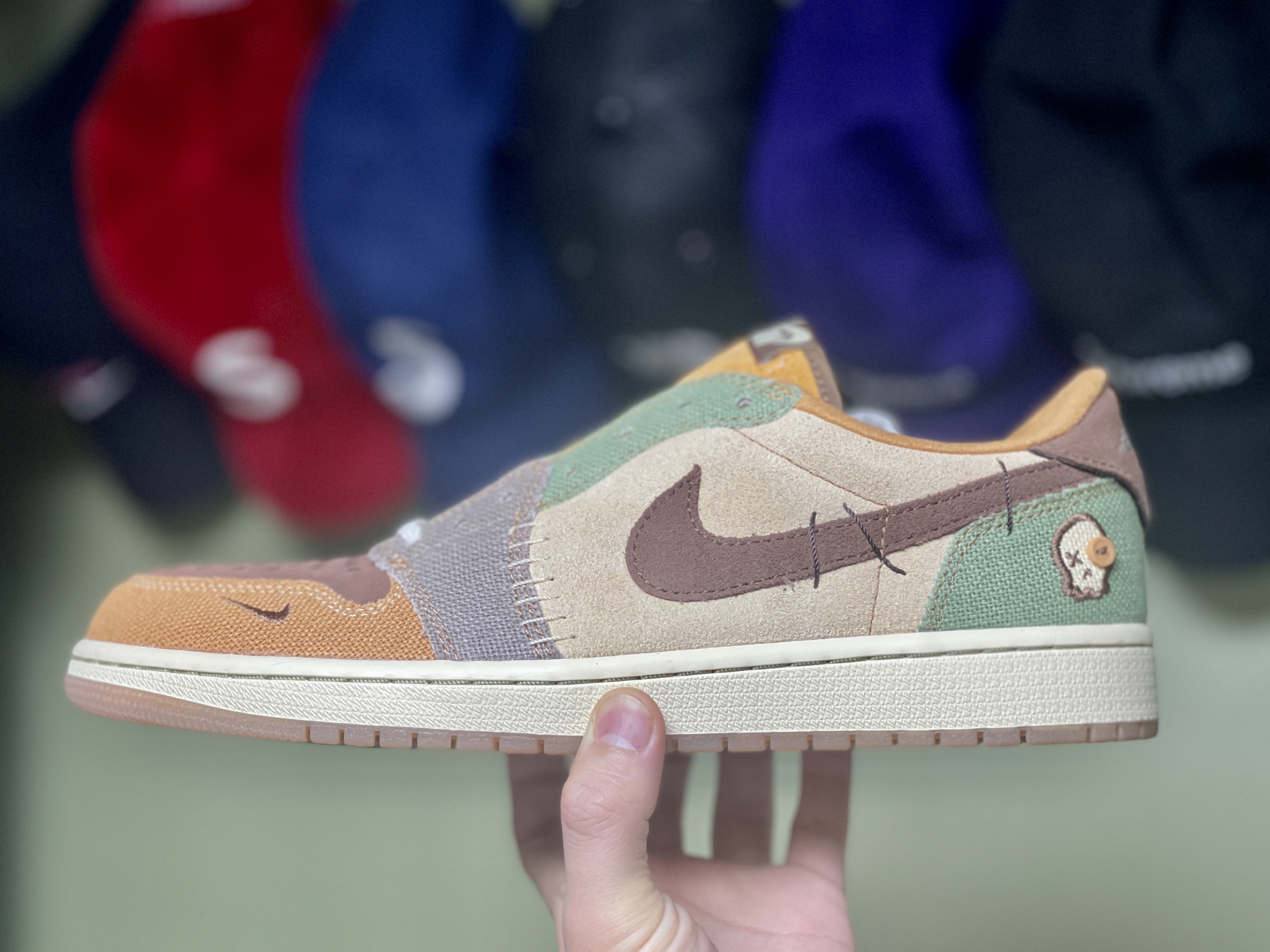 Jordan 1 x Zion Williamson Retro Low OG Flax and Oil Green 착용 스타일