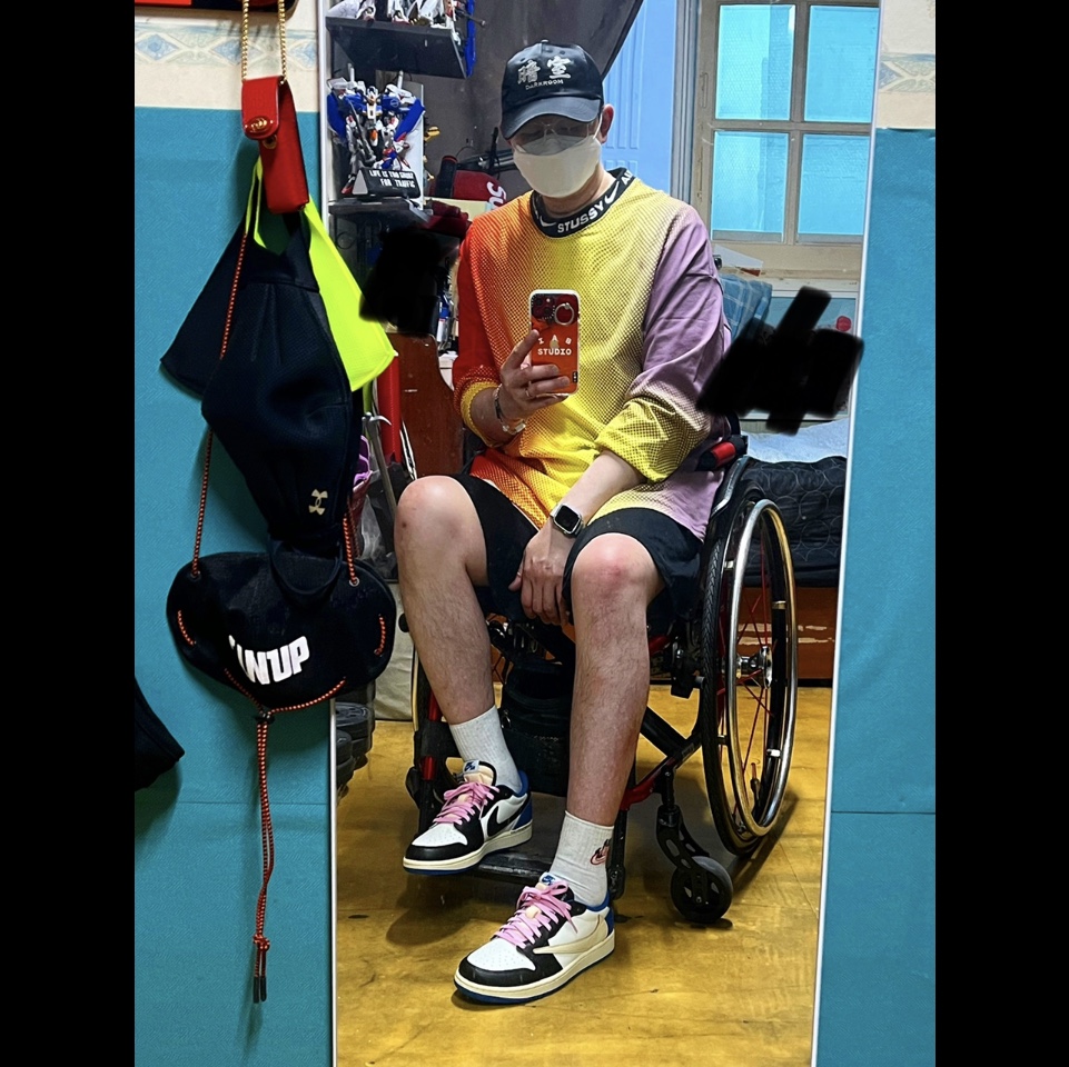 Darkr8m Studio x Hardhitters Satin Reflective Logo Cap, Nike x Stussy NRG FL LS Top Multi Color (DO5308-902) 착용 스타일
