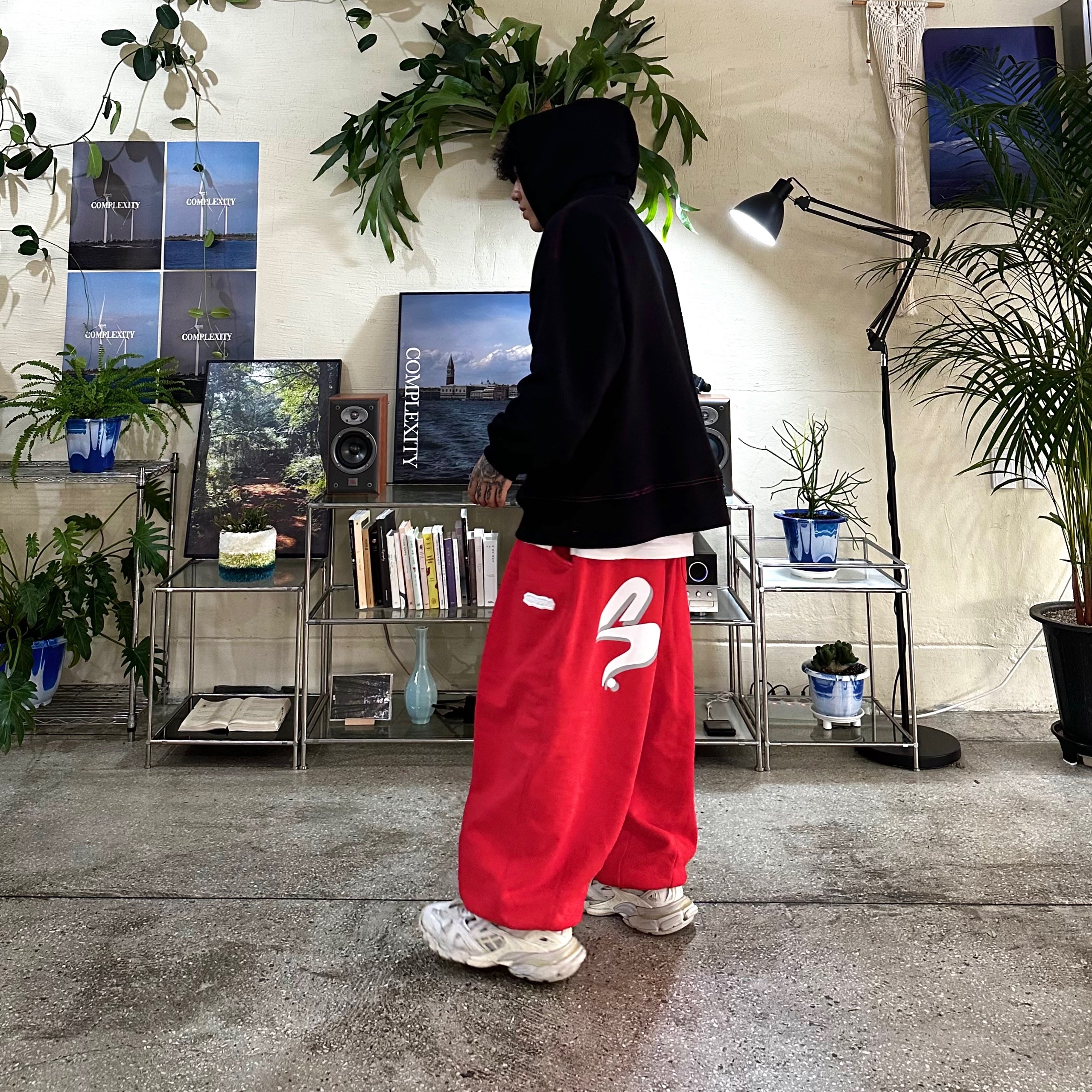 Balenciaga Track.2 Sneakers White 착용 스타일 - 3