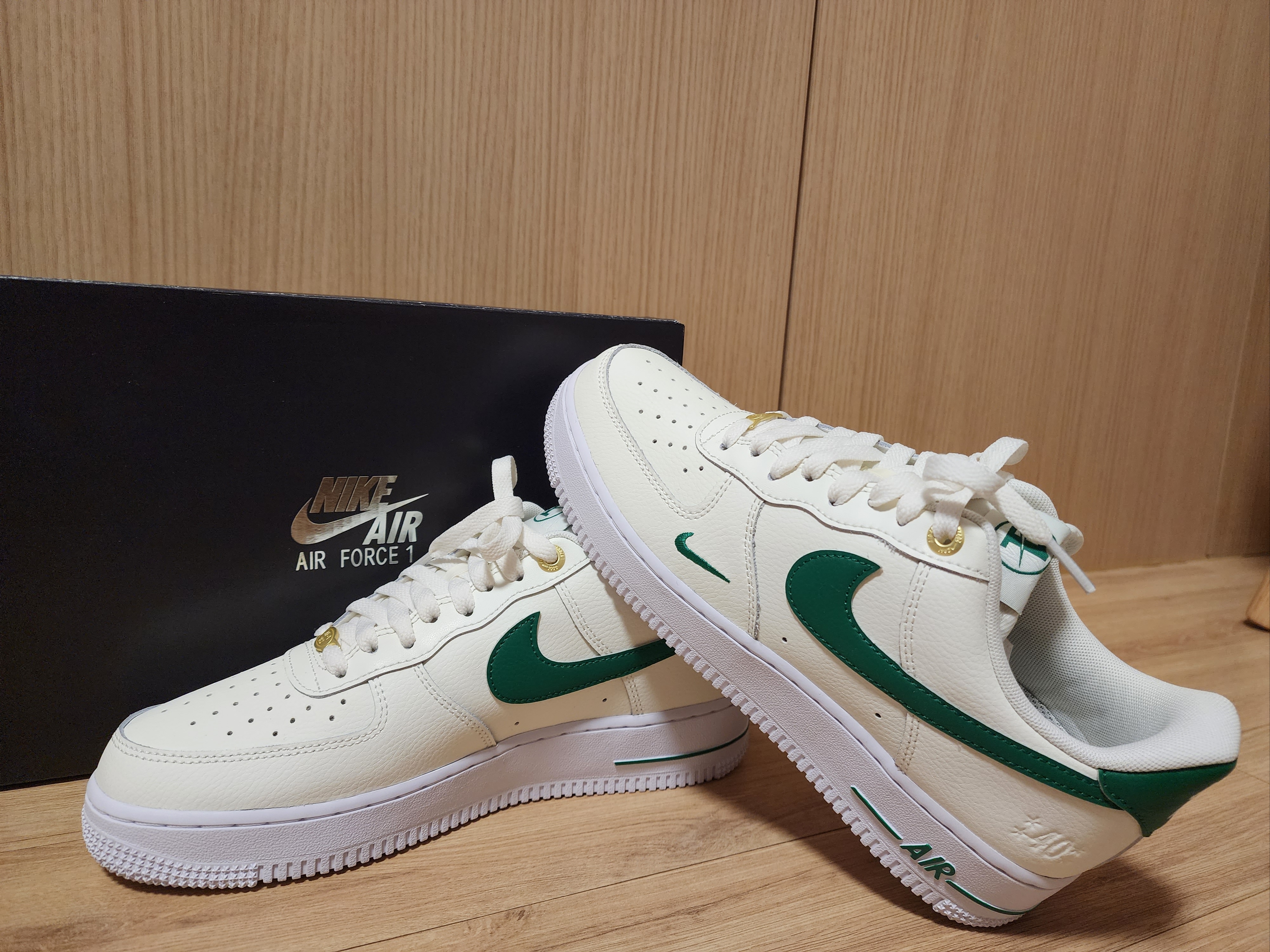 Nike Air Force 1 '07 LV8 40th Anniversary Join Forces Sail Malachite 착용 스타일 - 2