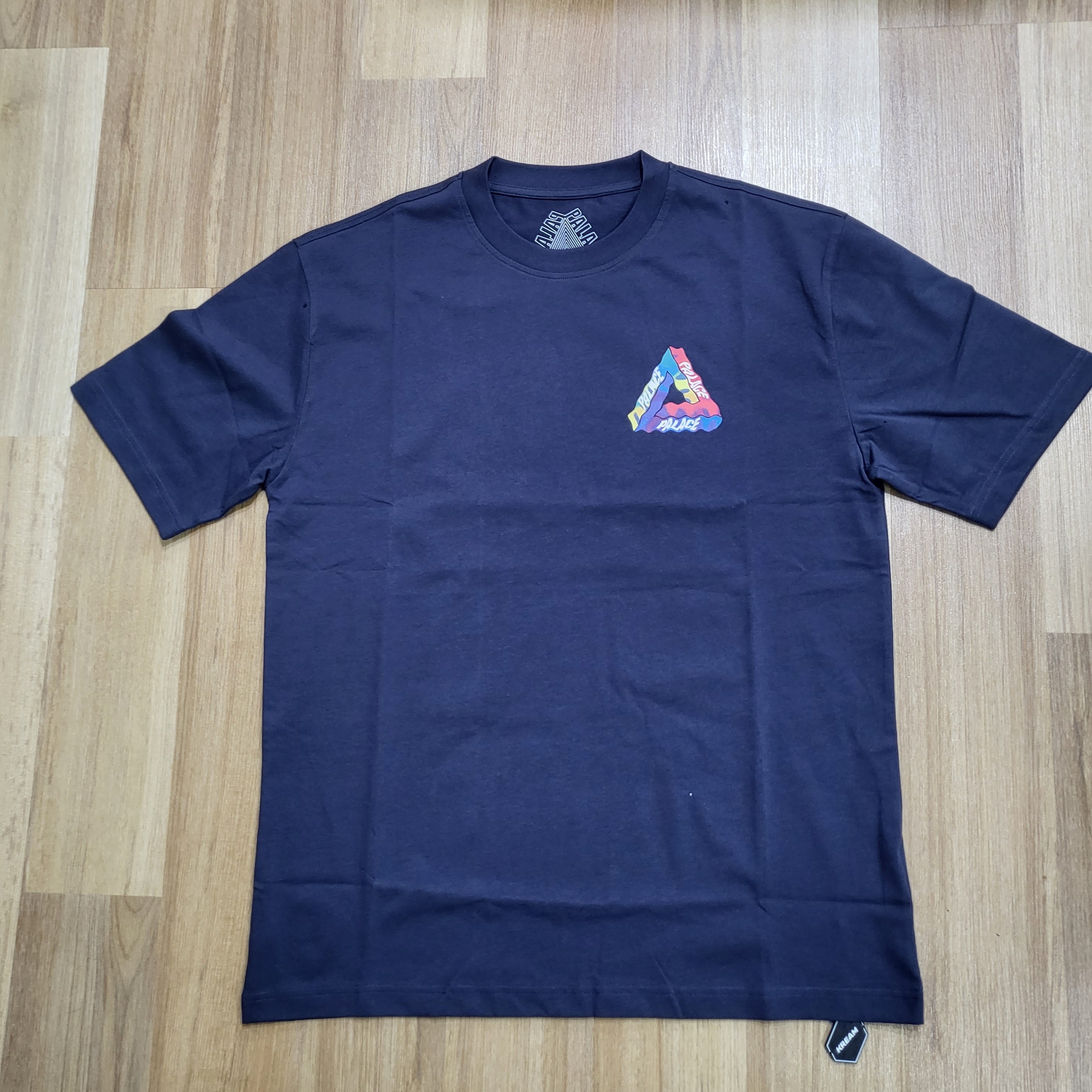 Palace Tri-Visions T-Shirt Navy - 22SS 착용 스타일