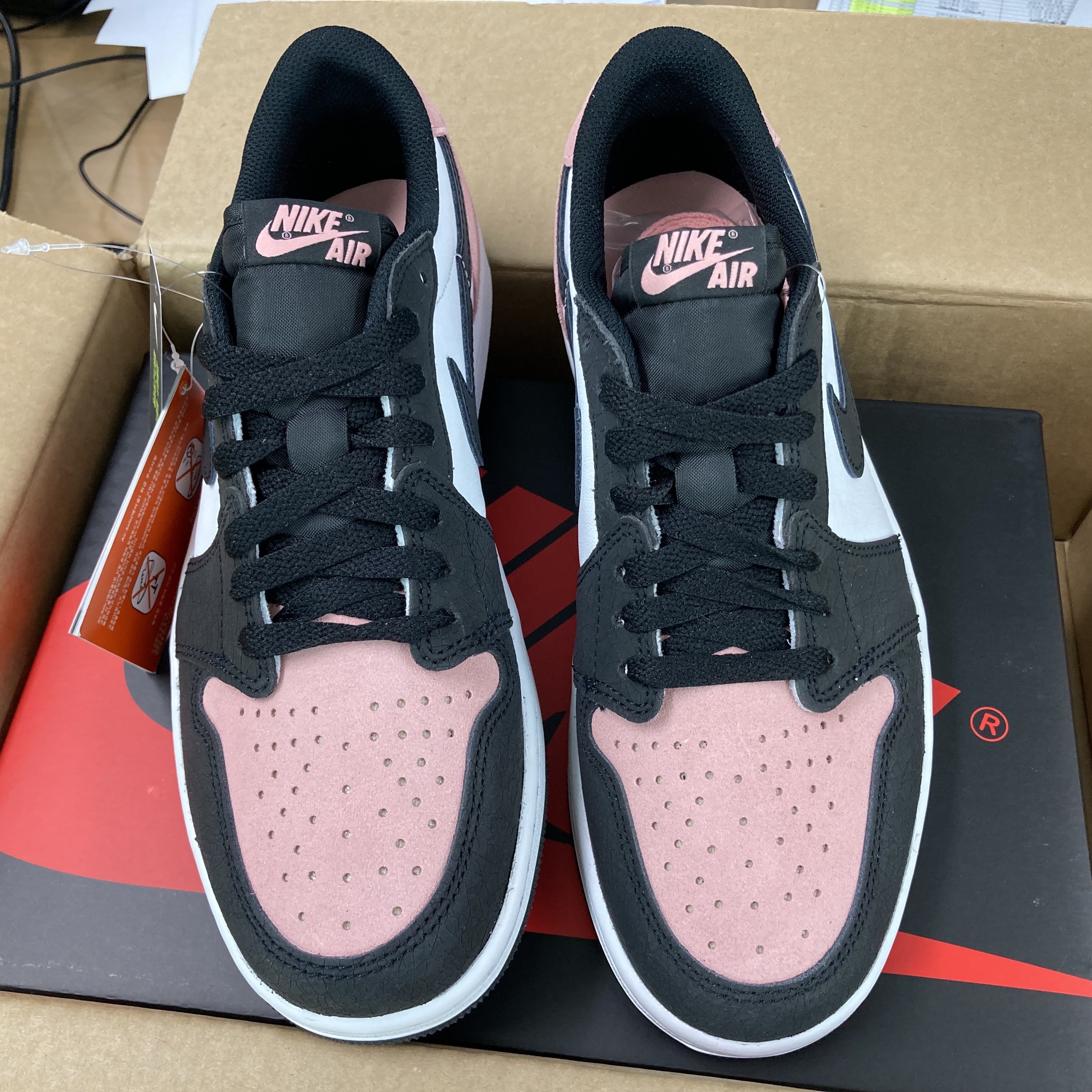 Jordan 1 Retro Low OG Bleached Coral, (GS) Jordan 1 Low OG Bleached Coral 착용 스타일 - 1