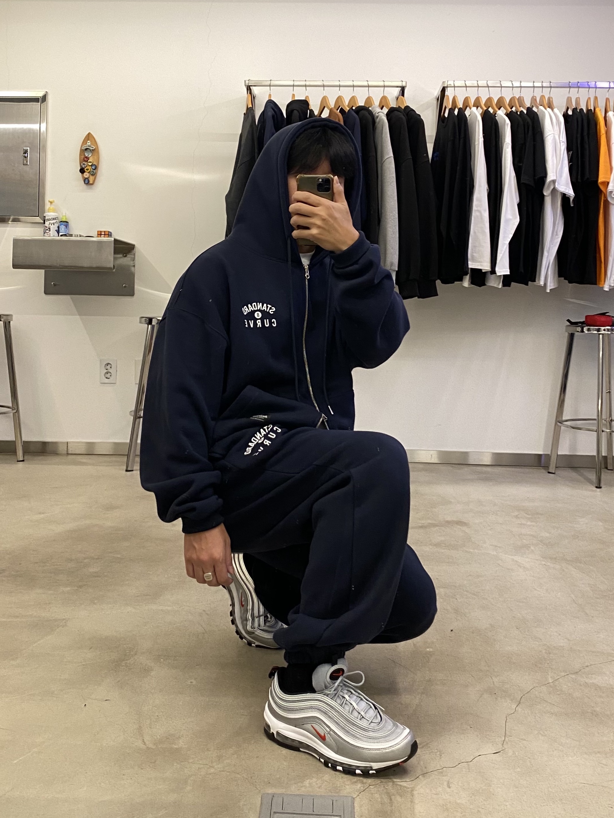 Nike Air Max 97 OG Silver Bullet 2022 착용 스타일 - 2