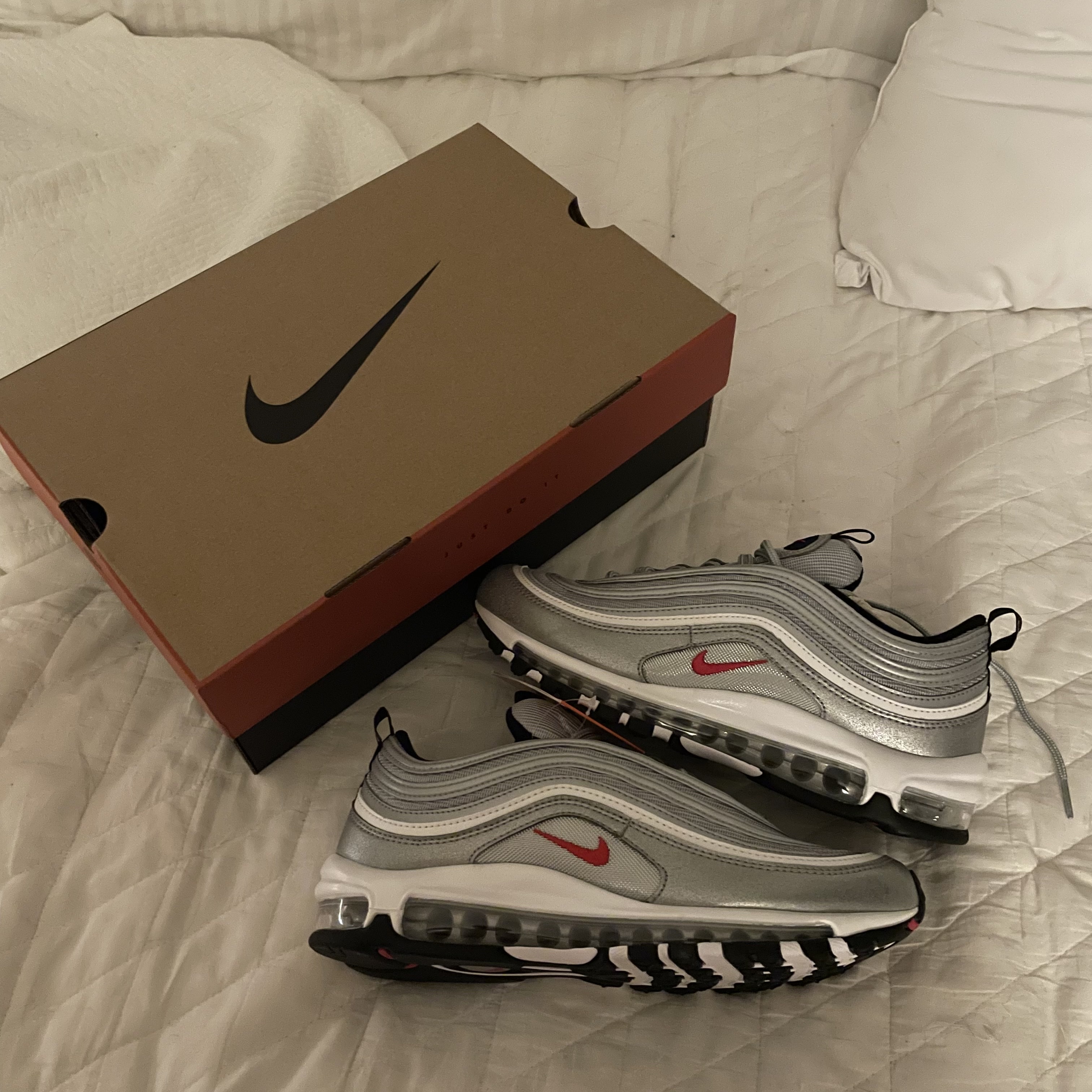 Nike Air Max 97 OG Silver Bullet 2022 착용 스타일 - 2