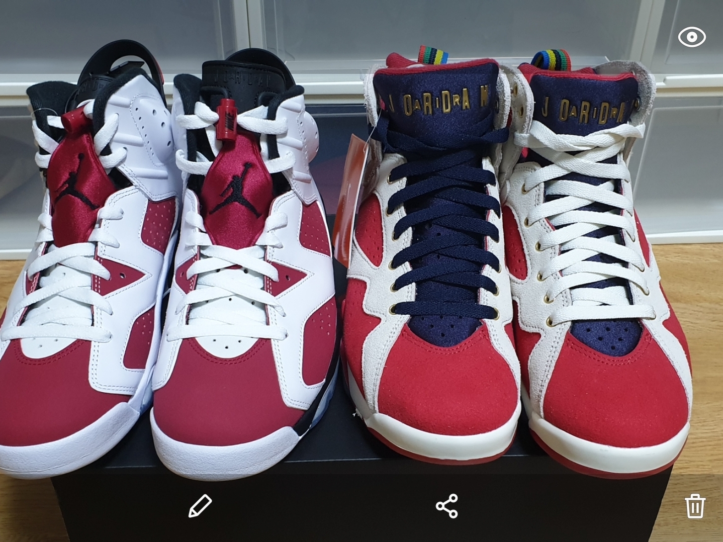 Jordan 6 Retro Carmine 2021, Jordan 7 x Trophy Room Retro SP True Red and Obsidian 착용 스타일 - 1