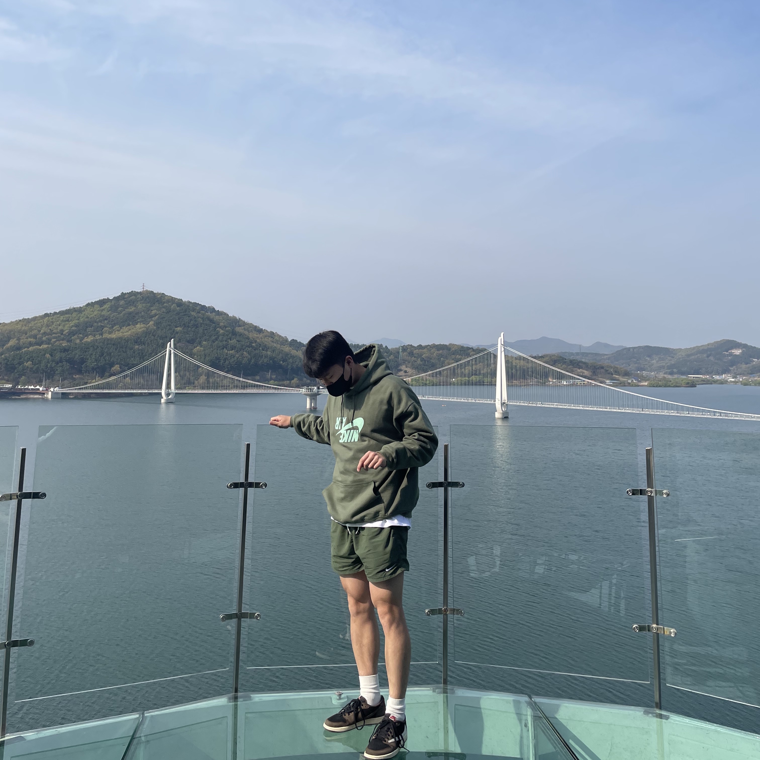 Jordan 1 x Travis Scott Retro Low OG SP Mocha 착용 스타일