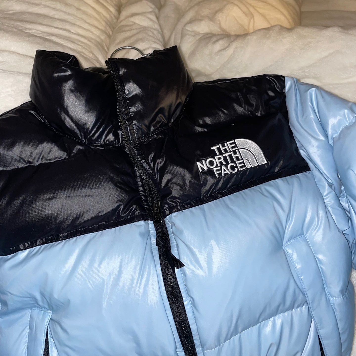 (W) The North Face Nuptse Short Jacket Beta Blue, Jordan 1 Low Golf Copa 착용 스타일 - 4