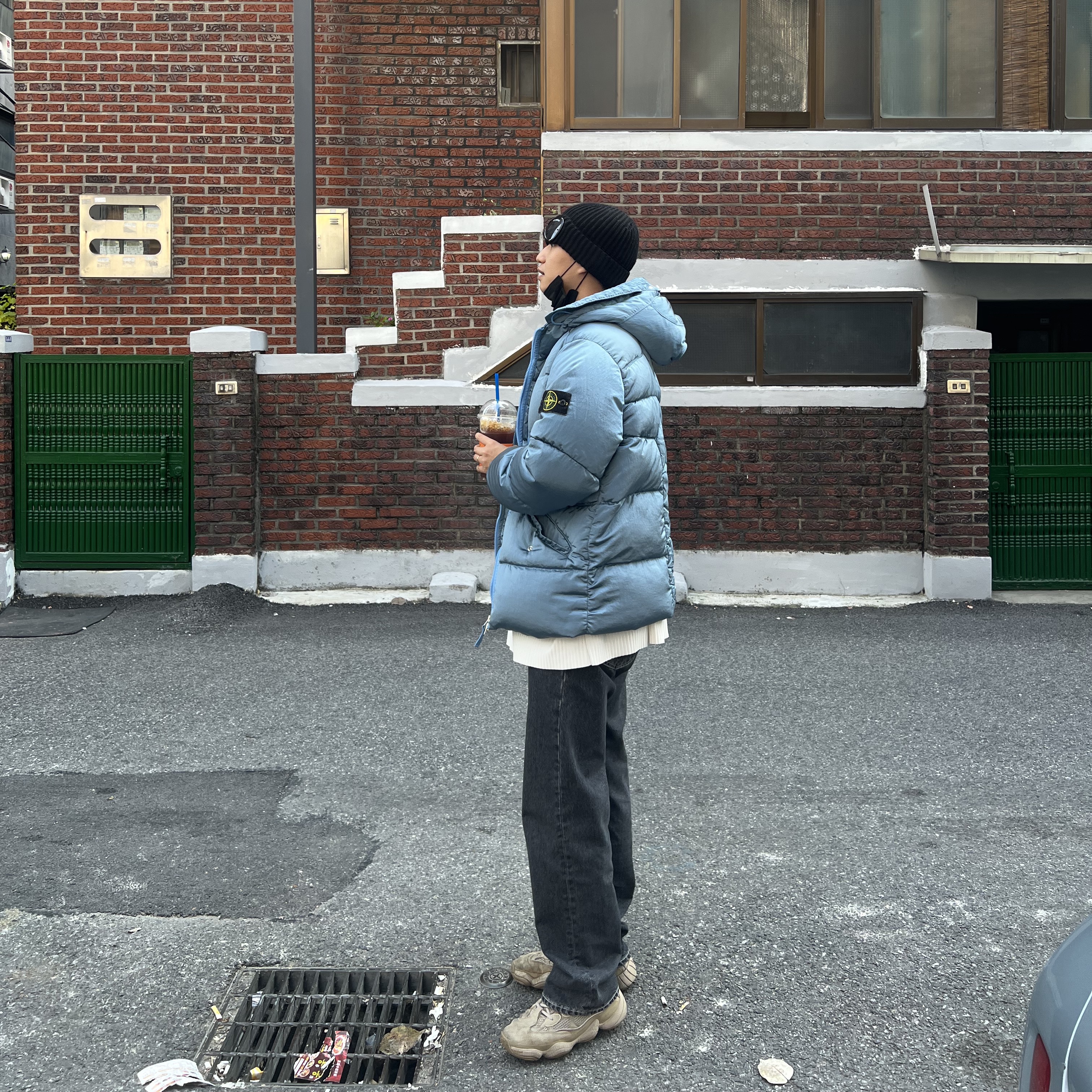 Stone Island 43619 Nylon Metal Econyl Regenerated Nylon Down Jacket Powder Blue - 22FW 착용 스타일